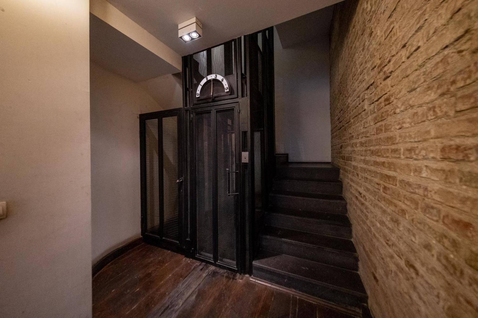 The Riviera Loft : Lovely 1br W/ Stunning Terrace *