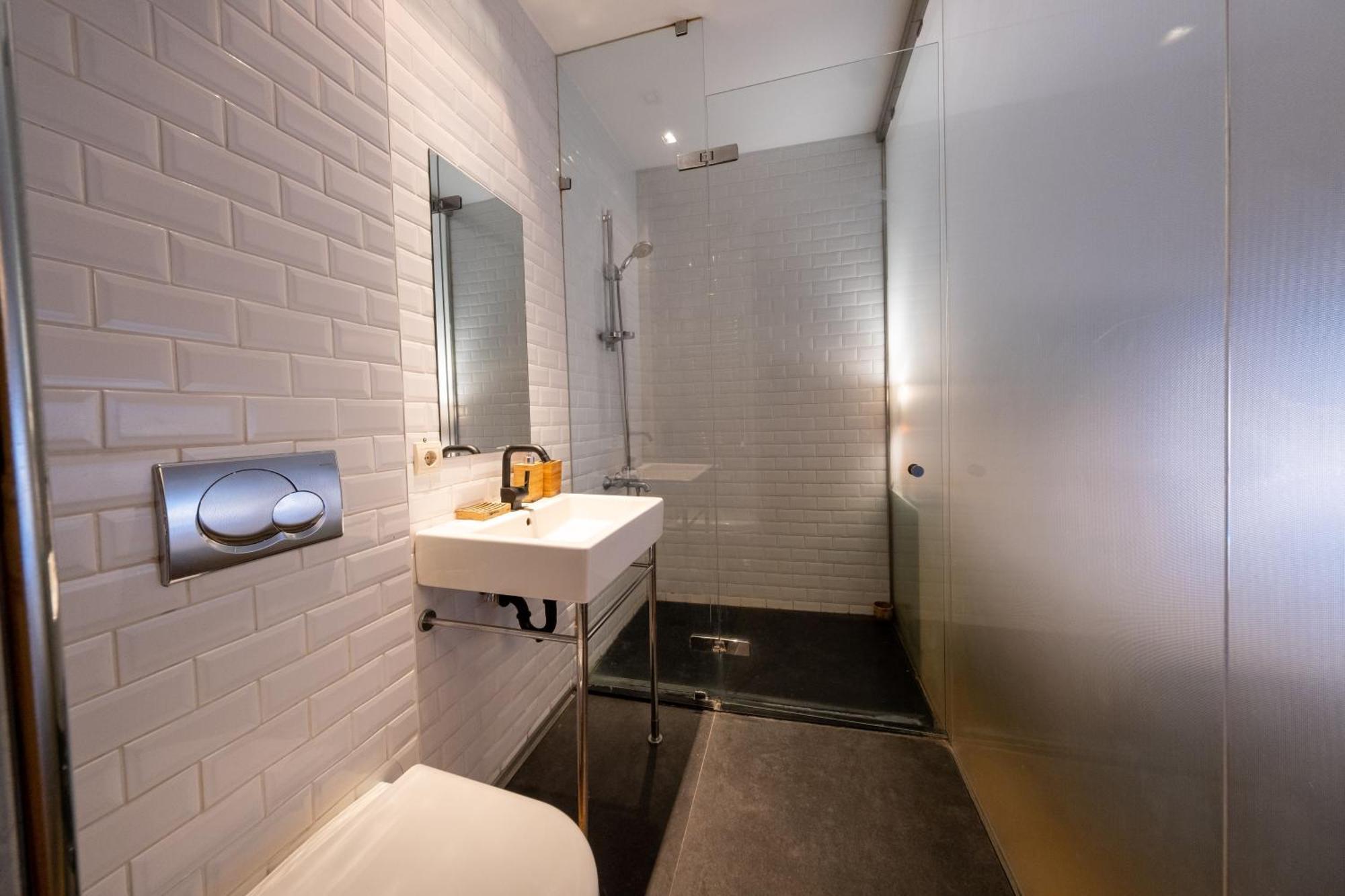 The Riviera Loft : Lovely 1br W/ Stunning Terrace Apartment Istanbul