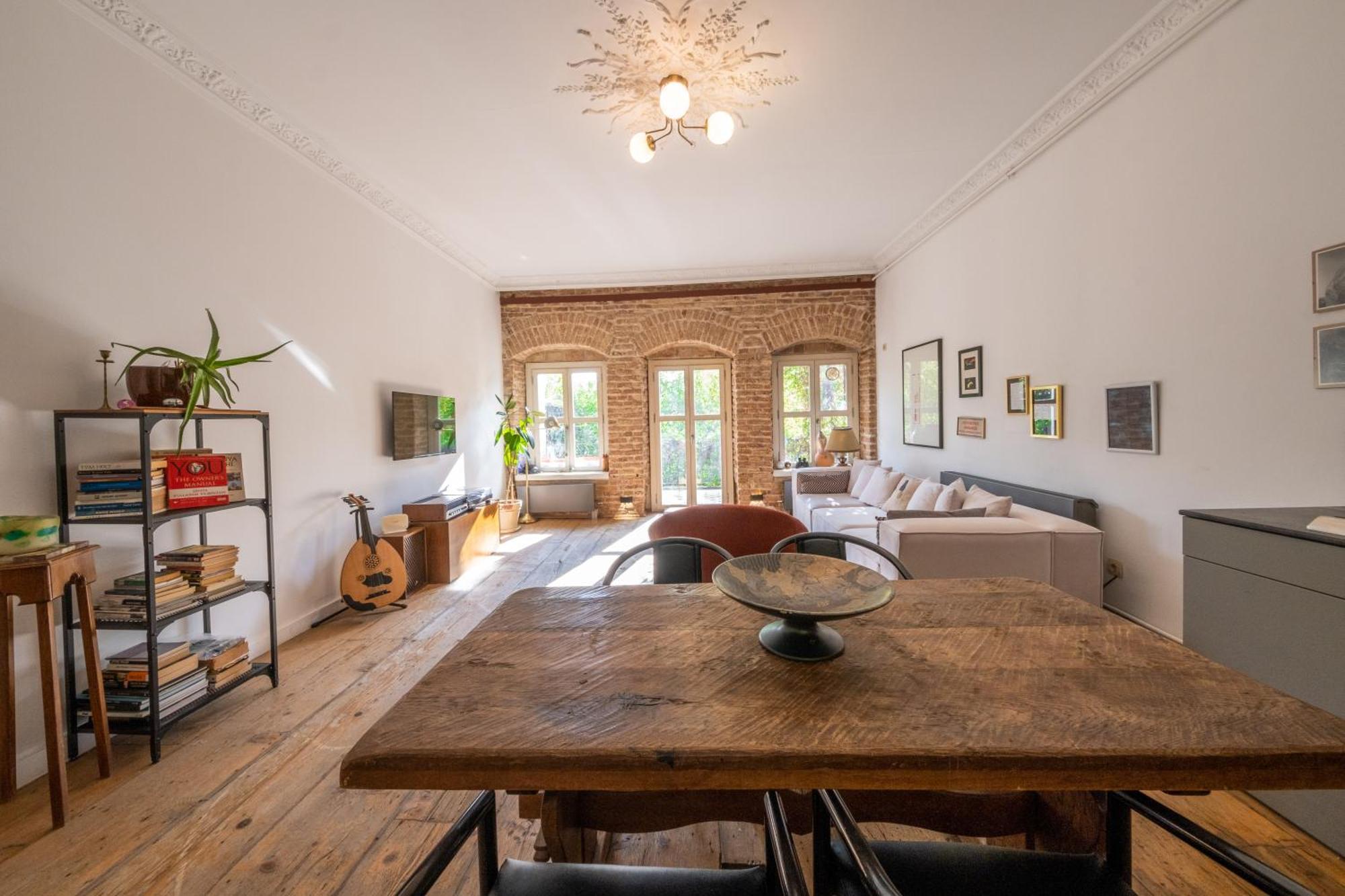 The Riviera Loft : Lovely 1br W/ Stunning Terrace Istanbul