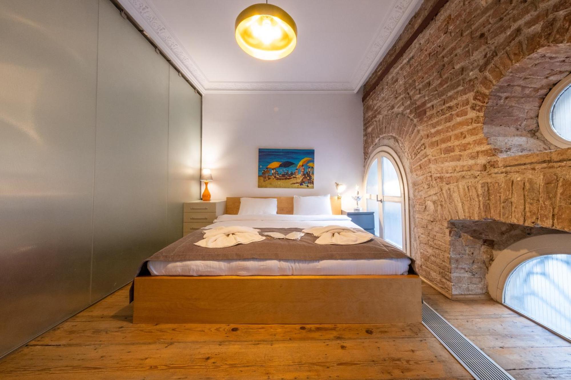 Apartment The Riviera Loft : Lovely 1br W/ Stunning Terrace *