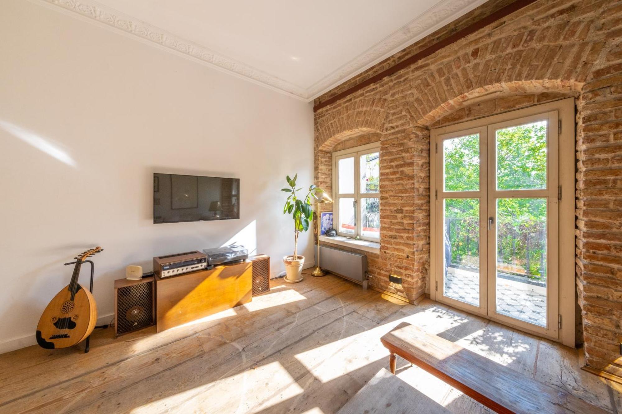 The Riviera Loft : Lovely 1br W/ Stunning Terrace *