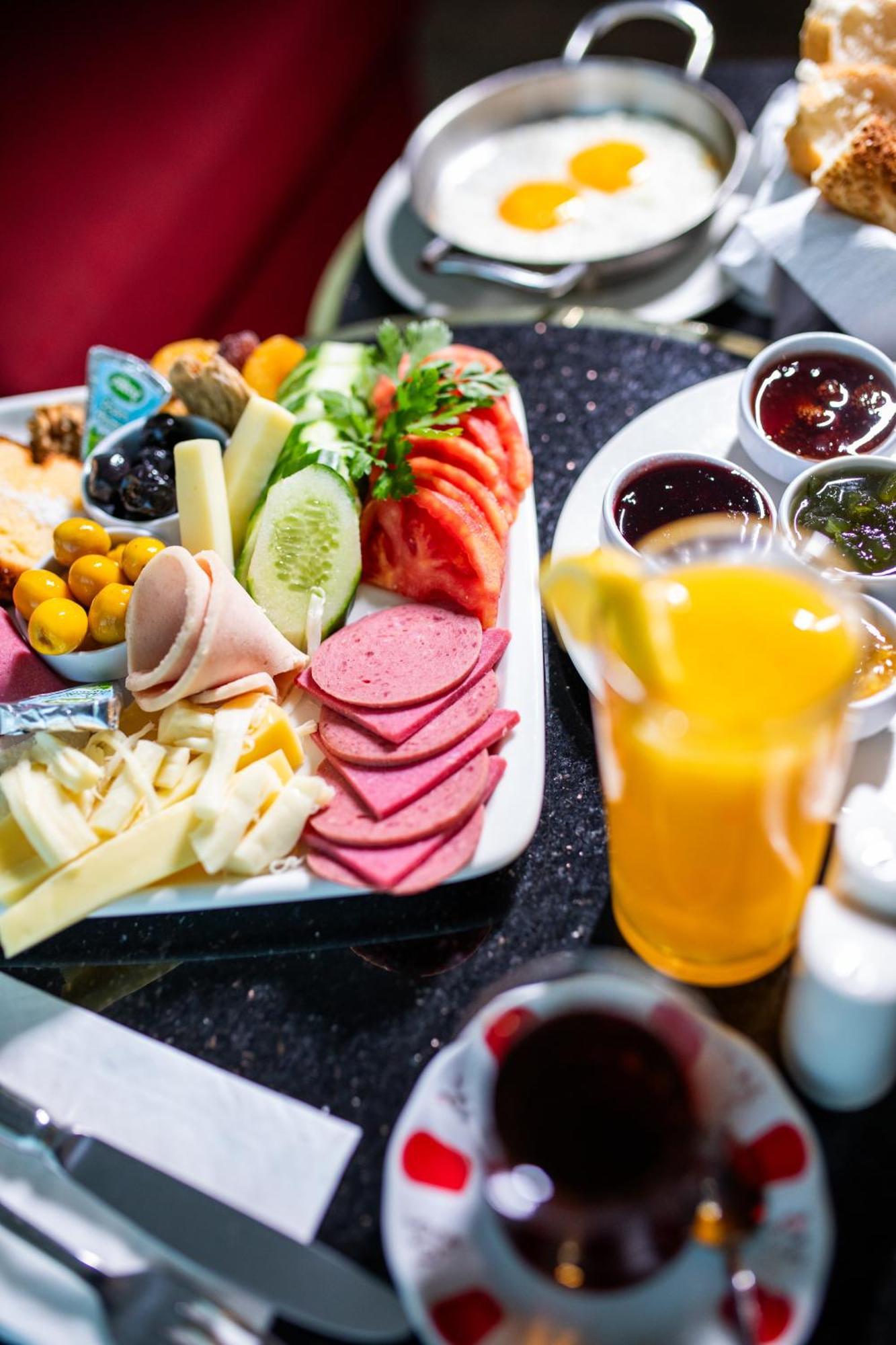 Ramada Encore Kartal Otel 4*