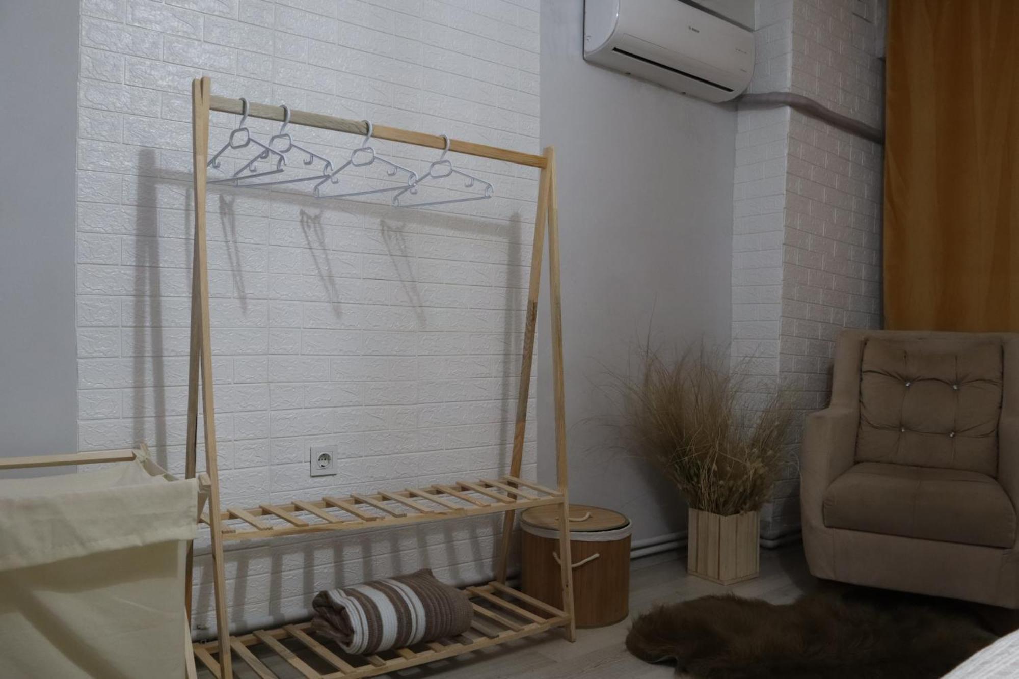 Erkul Old 4y Apartment