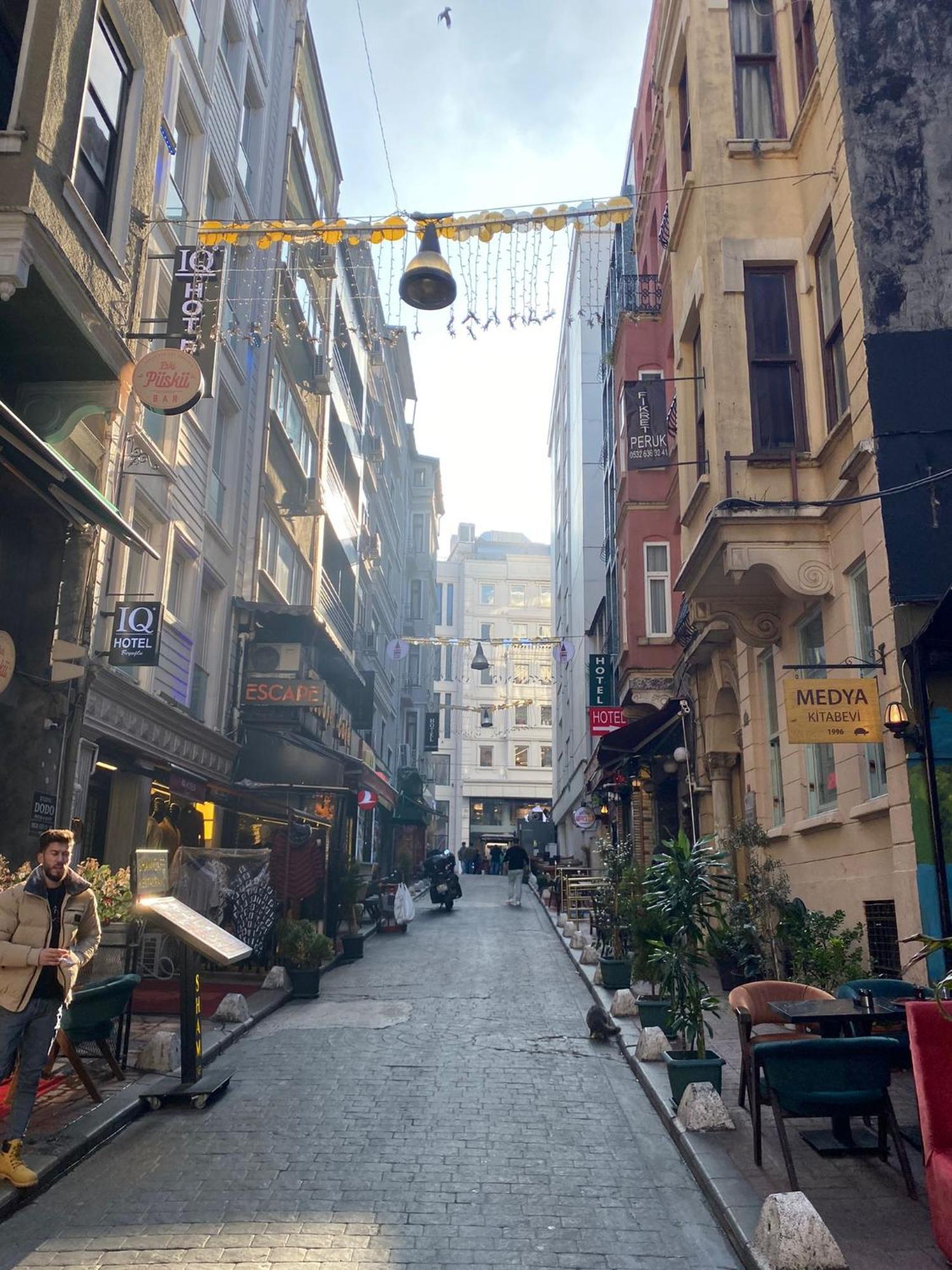 Aparthotel In The Bar Street Istanbul