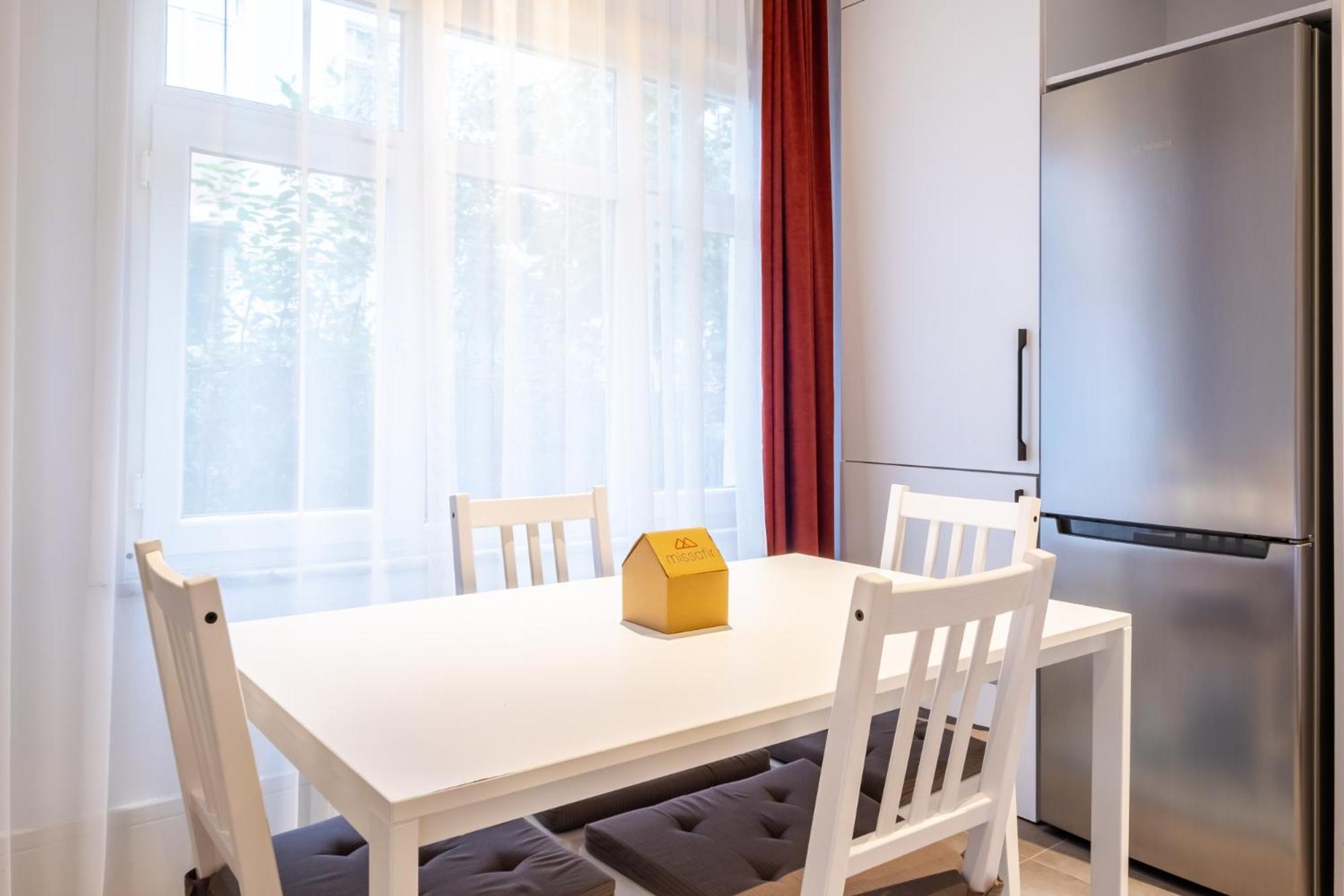 Charming Flat Close To Touristic Attractions In The Heart Of Beyoglu * Istanbul