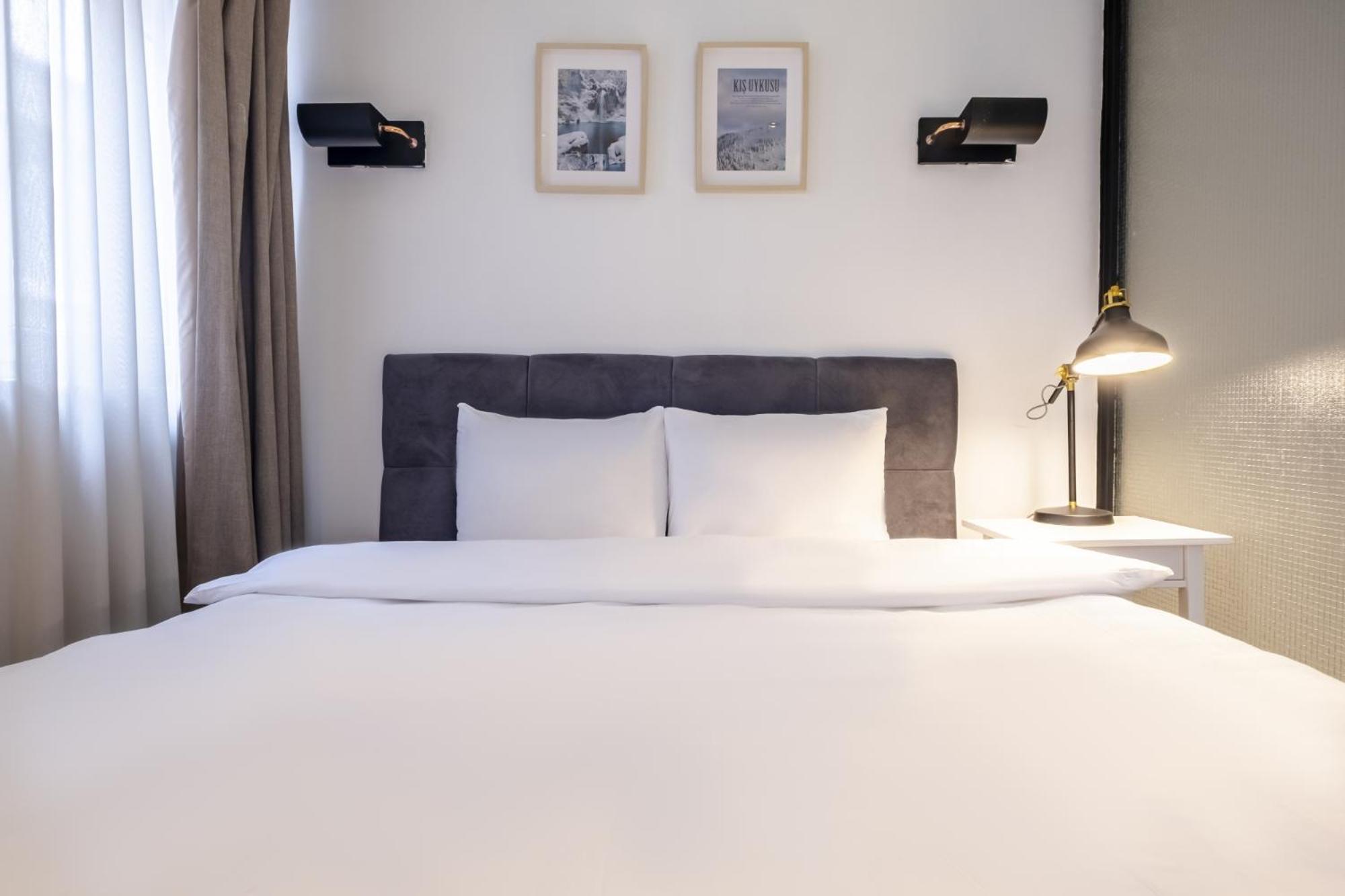 Charming Flat Close To Touristic Attractions In The Heart Of Beyoglu