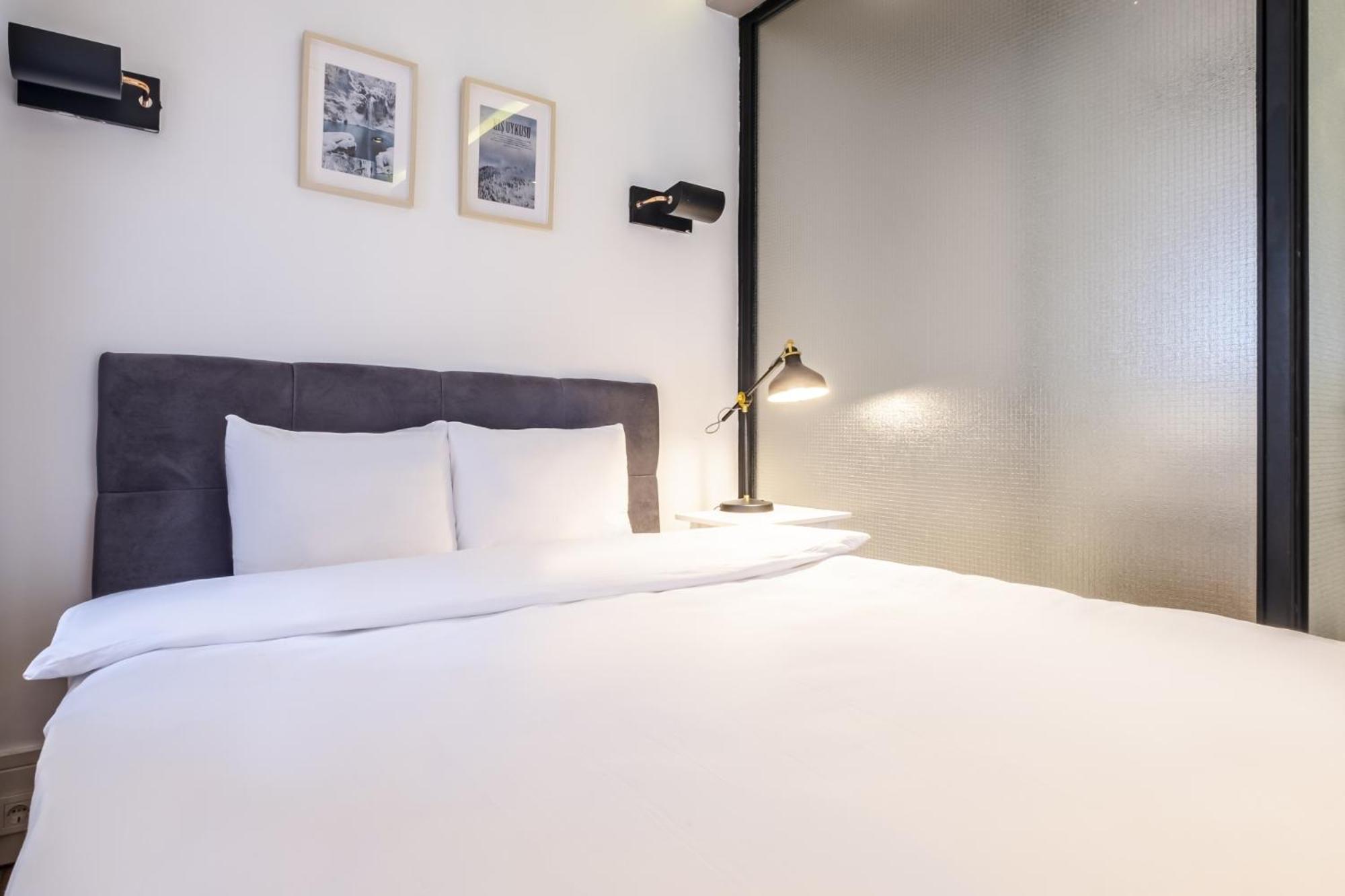 Charming Flat Close To Touristic Attractions In The Heart Of Beyoglu Istanbul