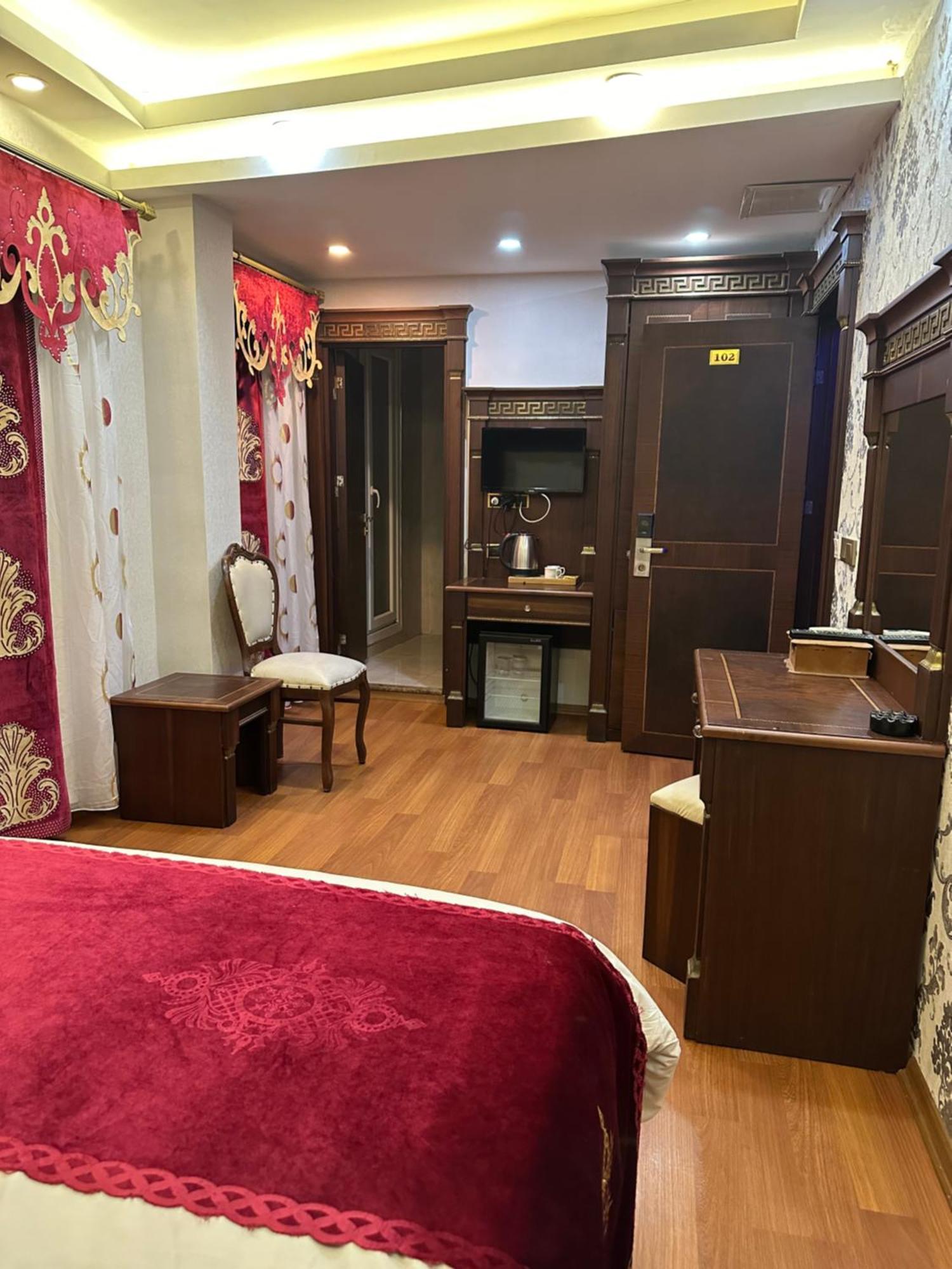 Napolyon Hotel 3*