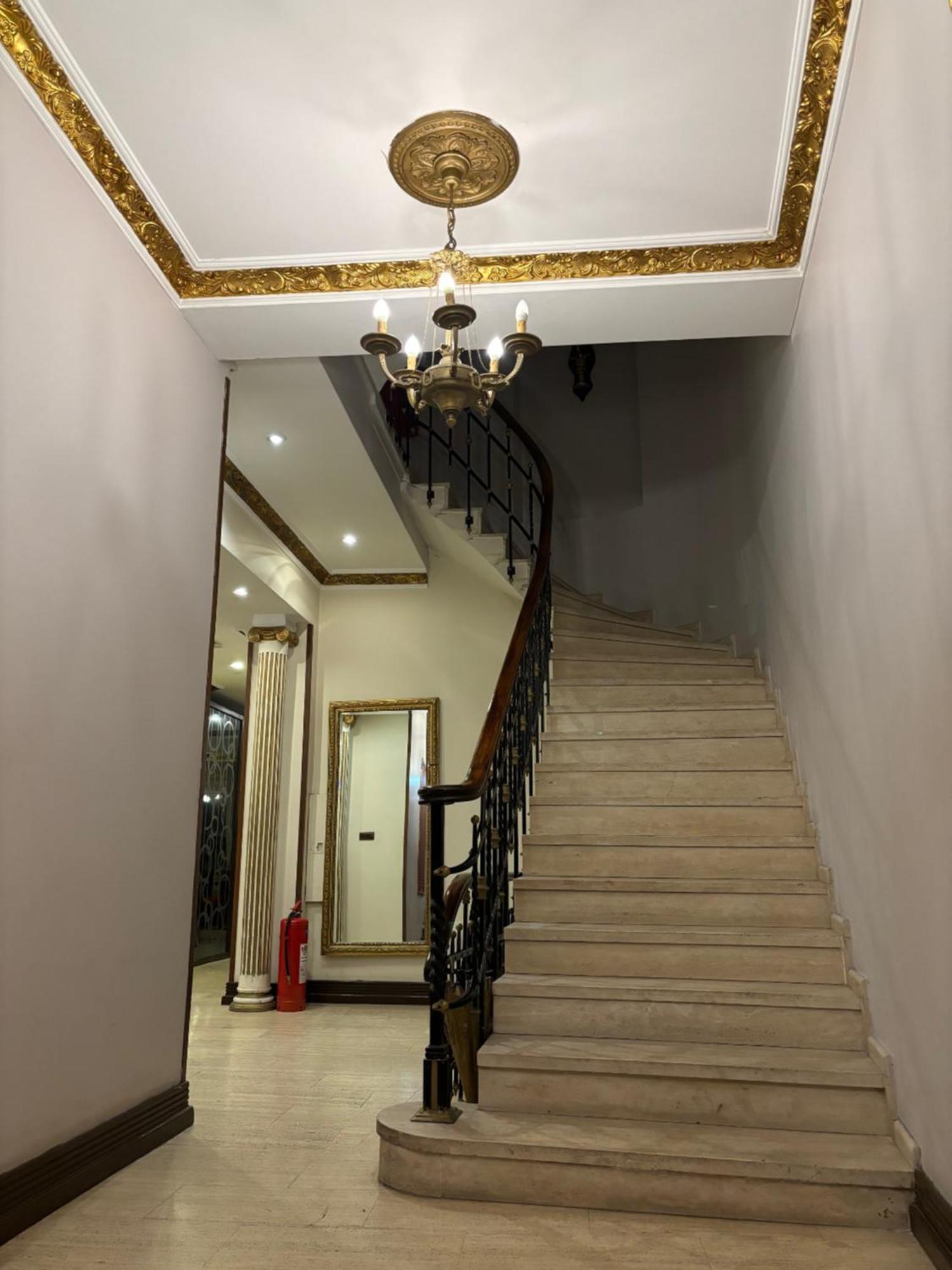 Nil Center Hotel