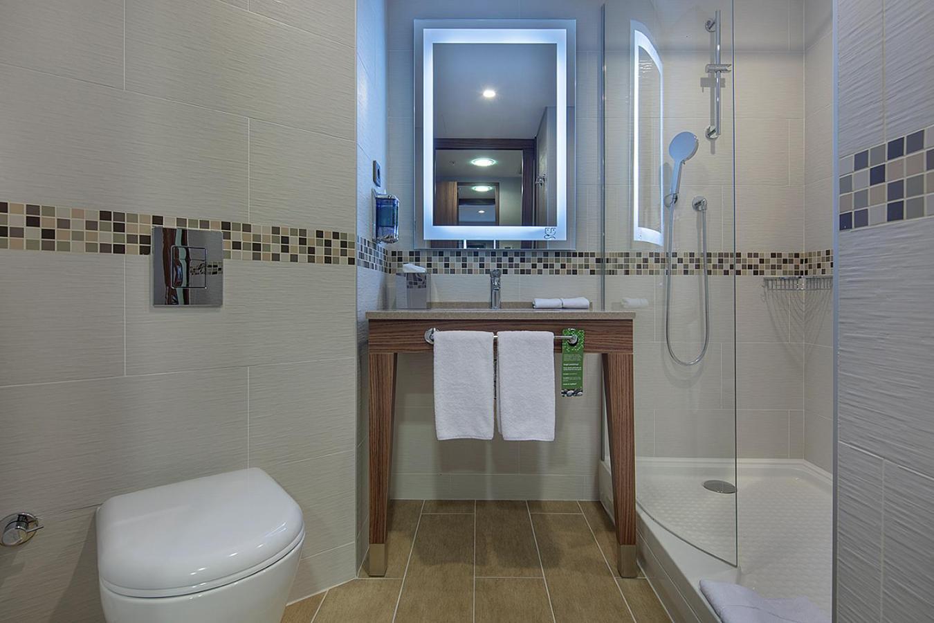 Hampton By Hilton Kayasehir Hotel 3*