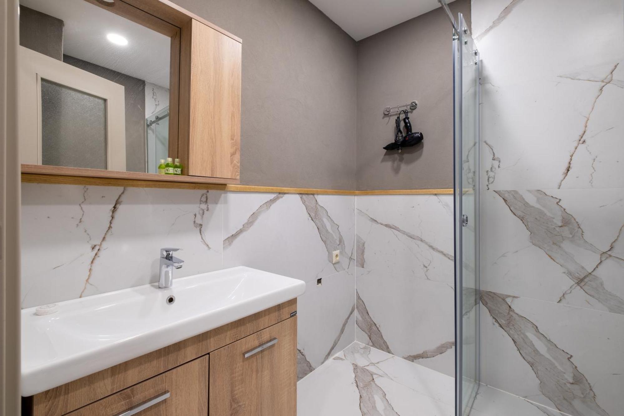 Mayer Tomtom Park Apartment Istanbul