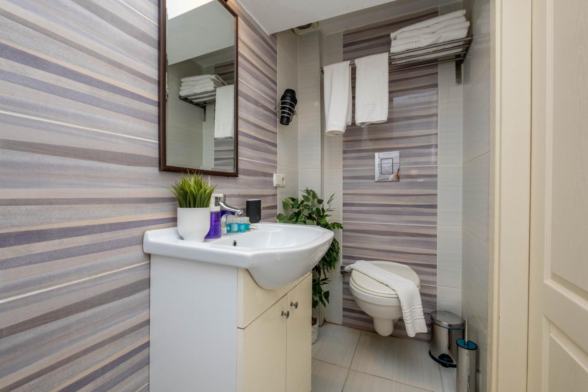 Vg Taksim Otel
