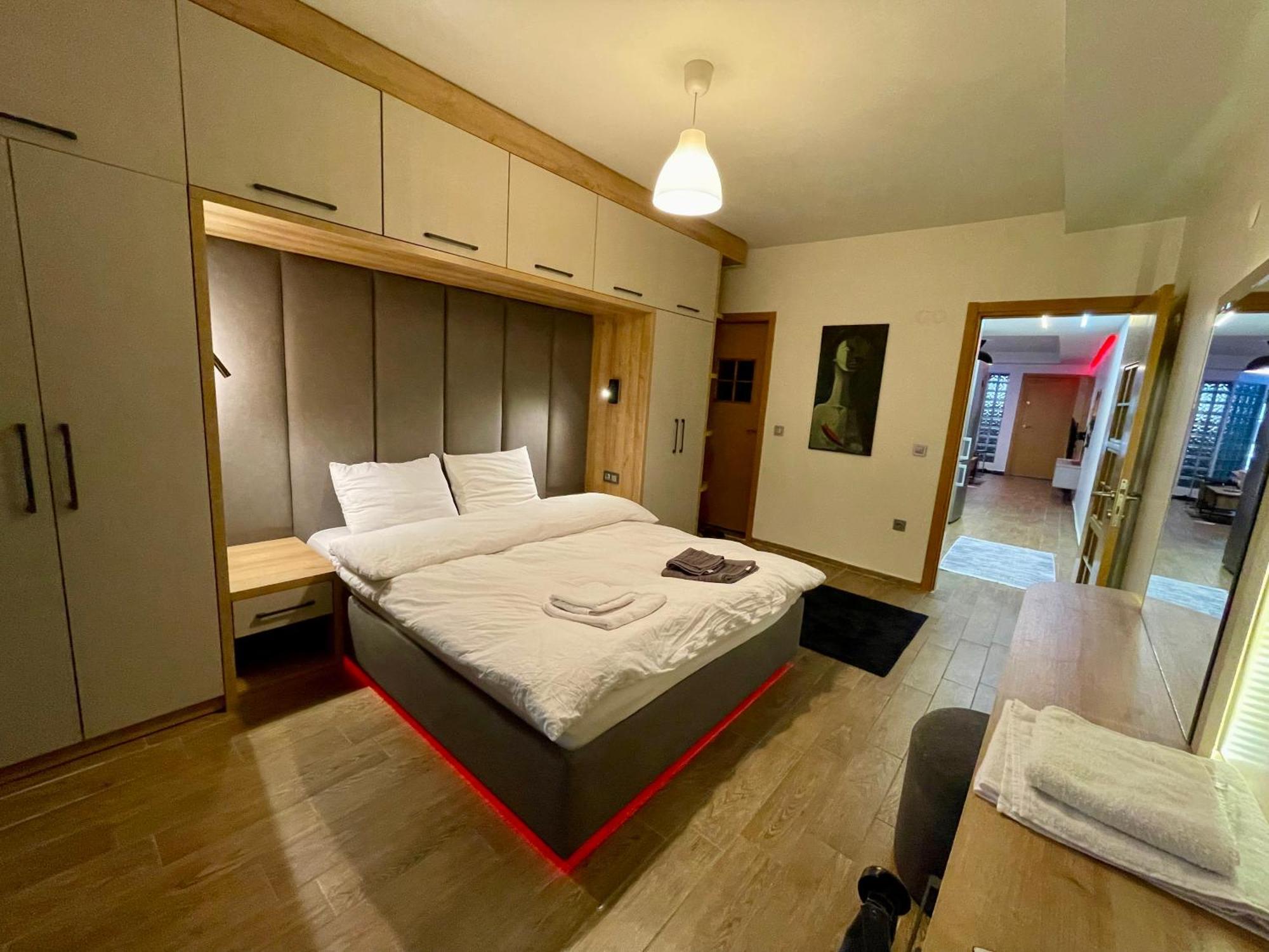 Daire Unique/cosy Flat Near Taksim/nisantasi *