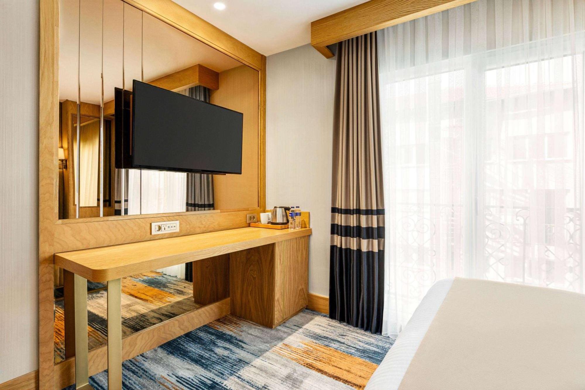 Days By Wyndham Bomonti 4* Istanbul