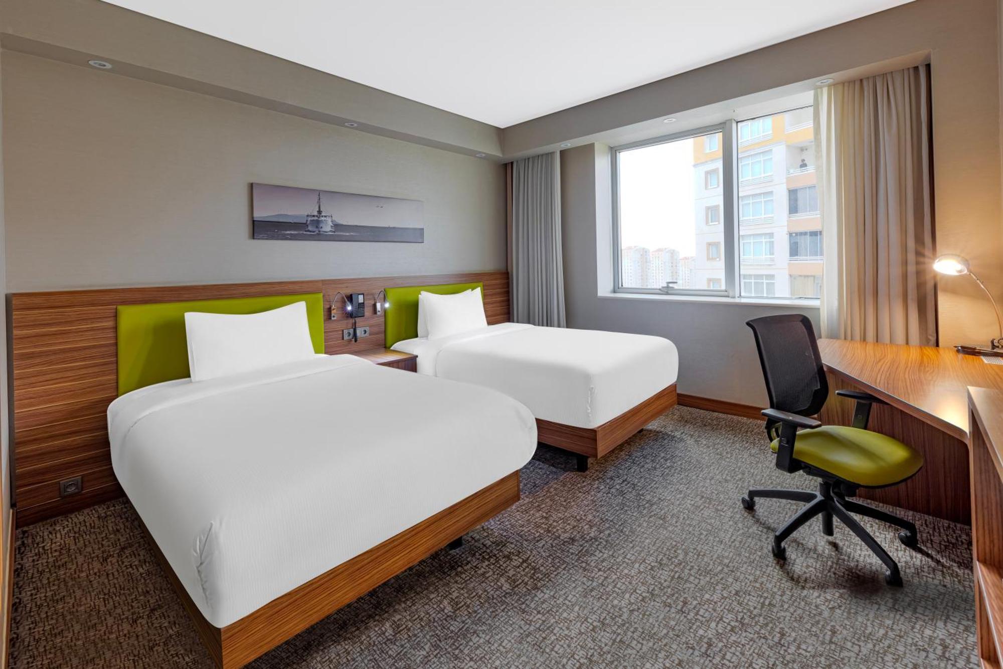 Hampton By Hilton Kayasehir Hotel