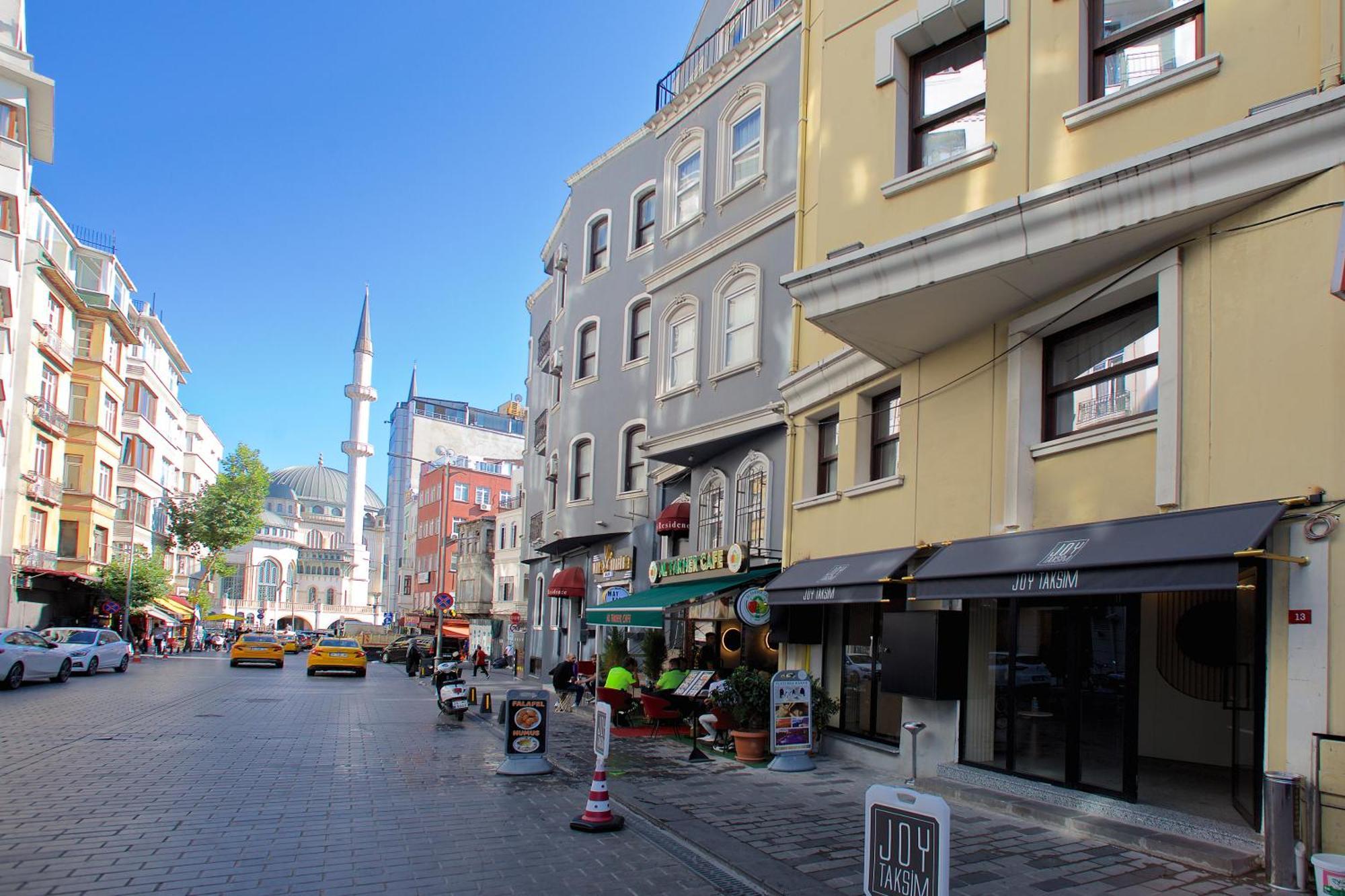Joy Taksim Hotel *