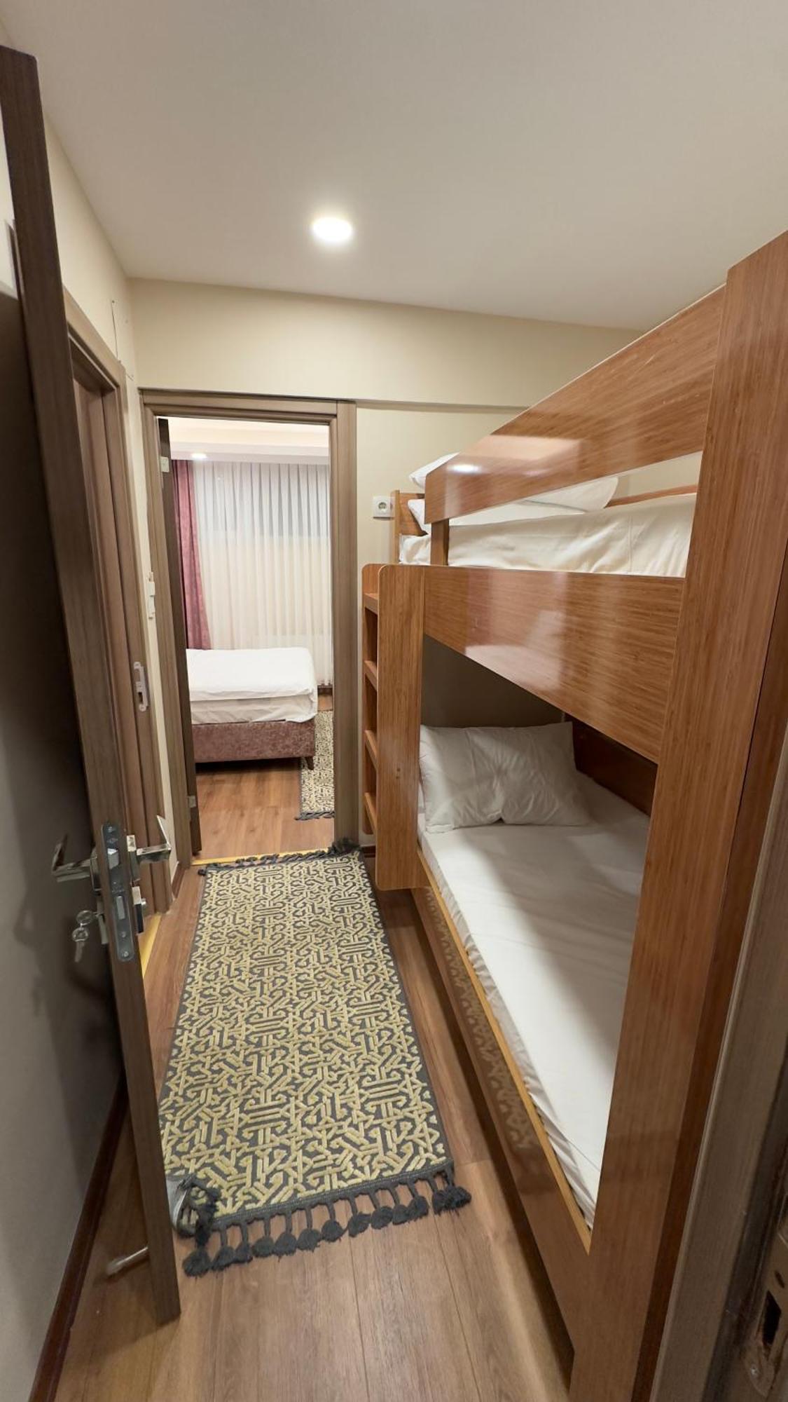Golden Tulip Aparthotel *