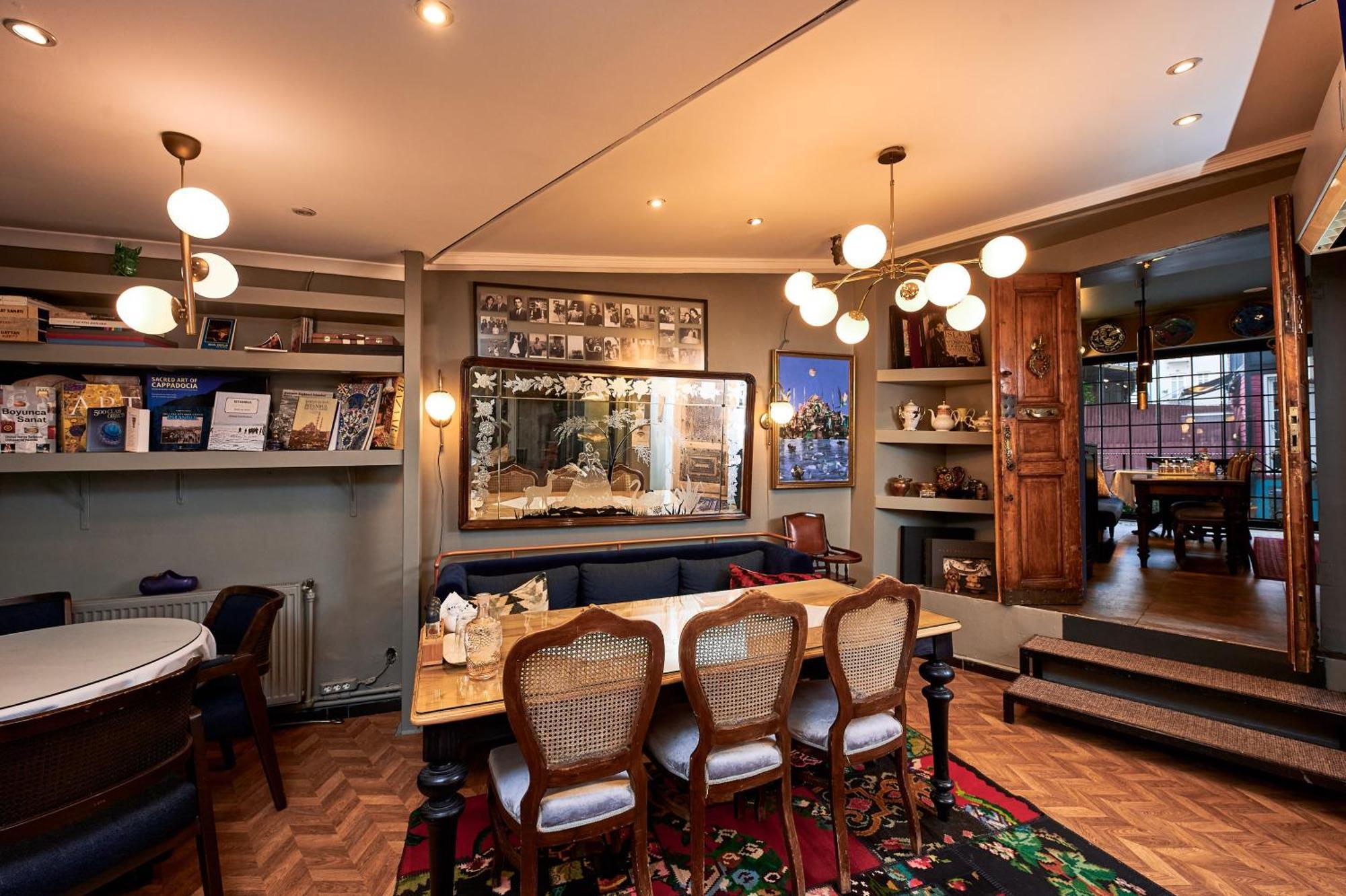 Faik Pasha Special Category Beyoglu Hotel 4*