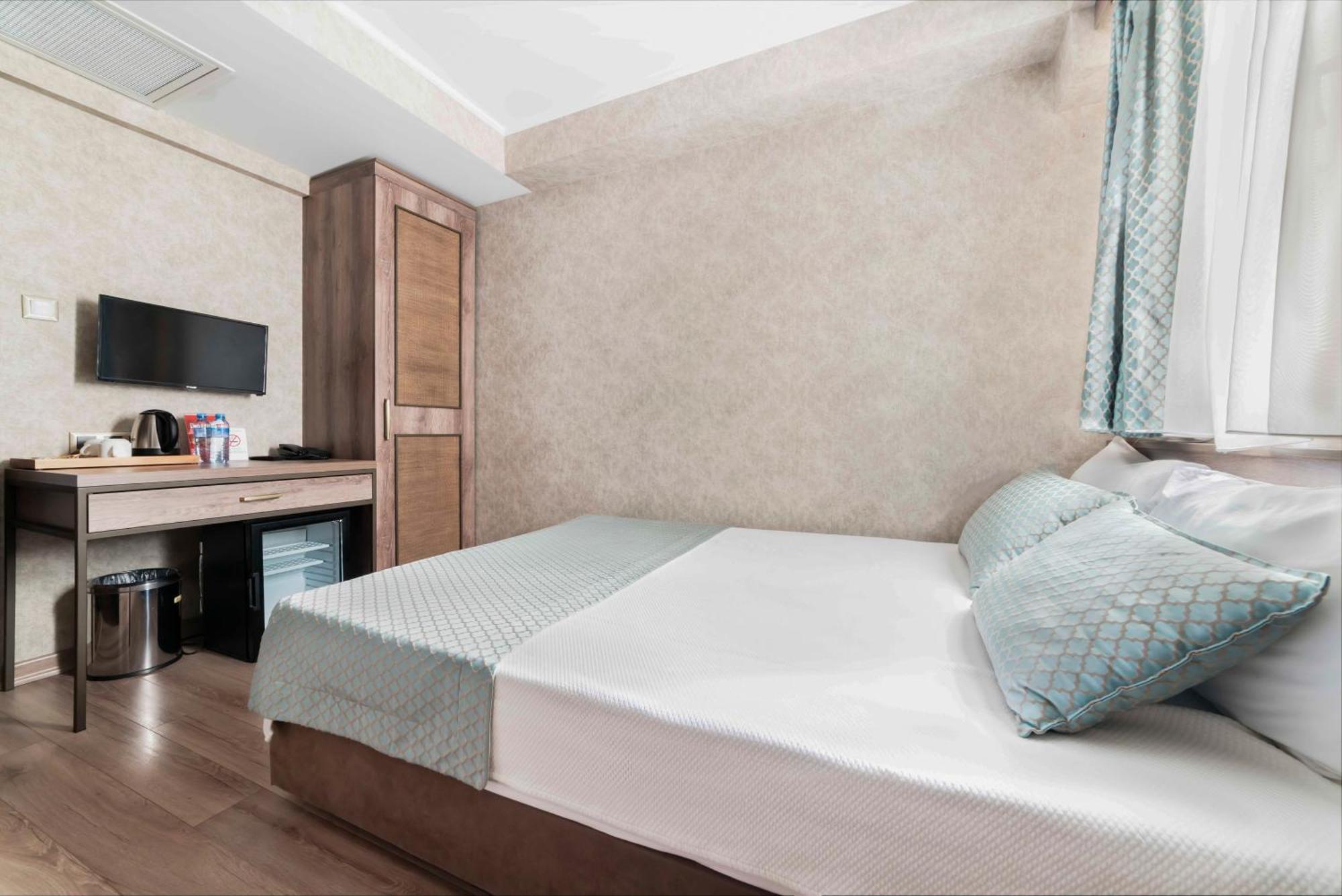 Castle Franco Hotel 2*