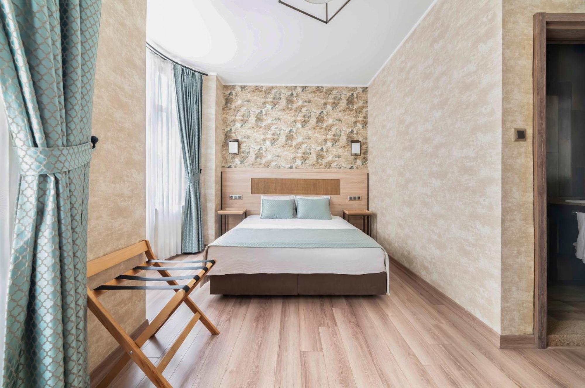 Castle Franco Hotel 2*
