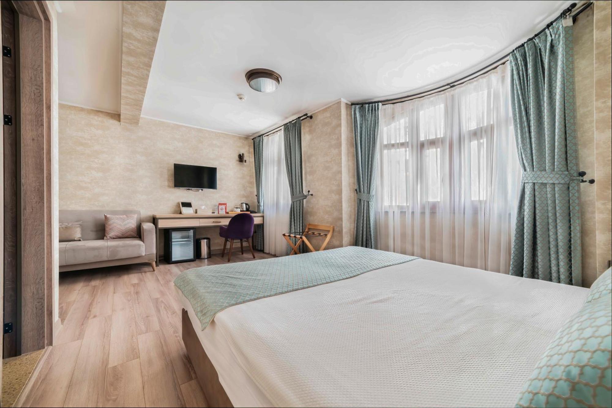 Hotel Castle Franco 2*