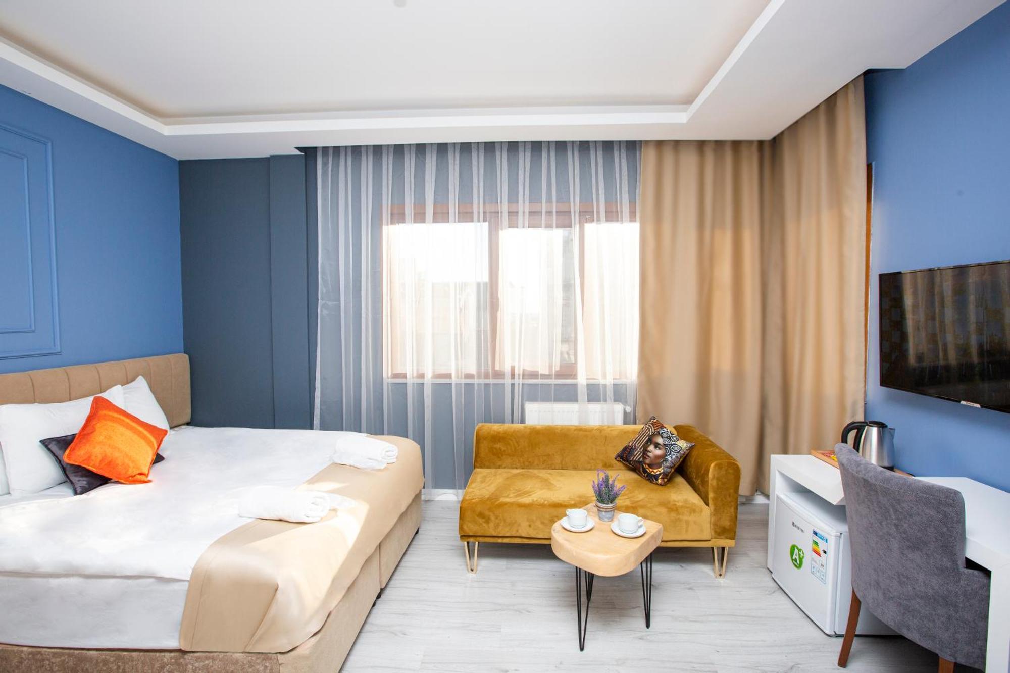 Taksim Leon's Hotel