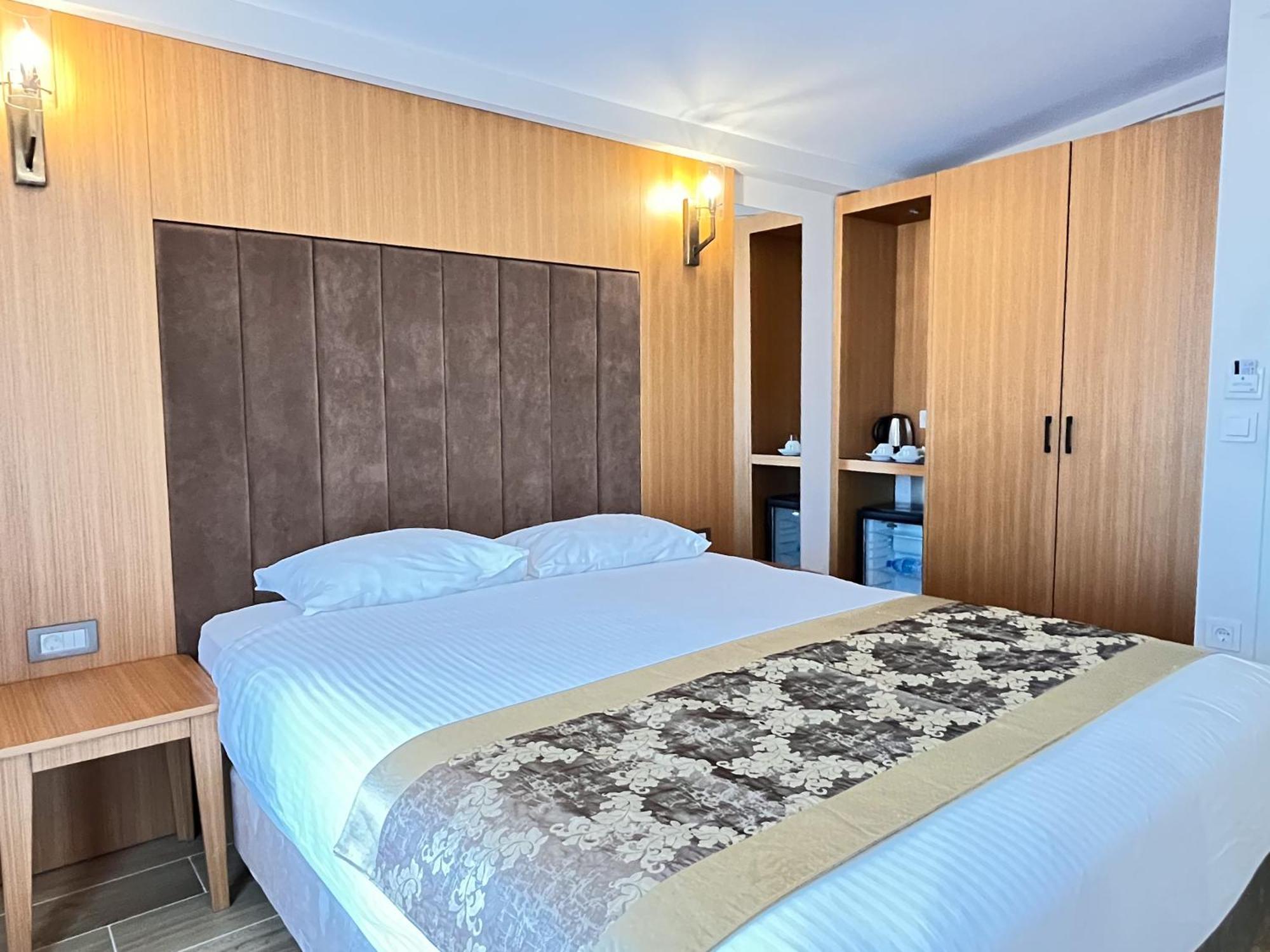 Aren Hotel