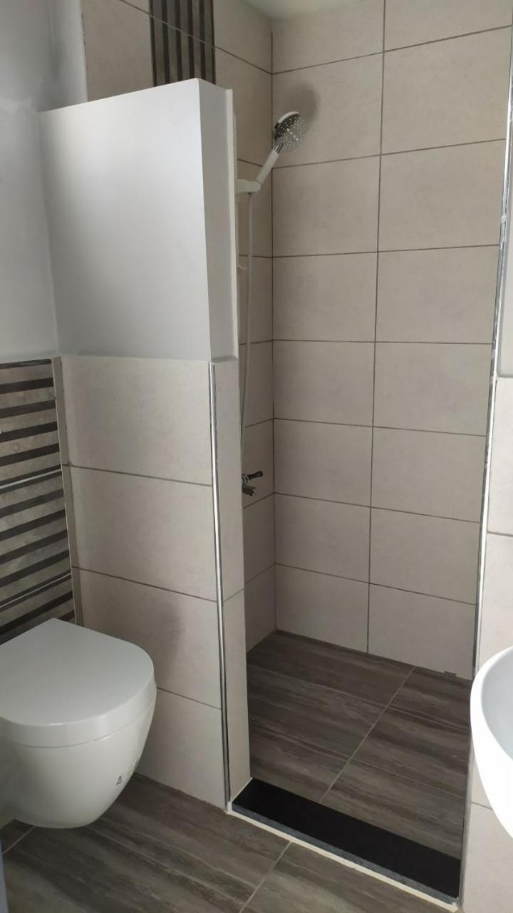 Razi Turizm Apartamento *