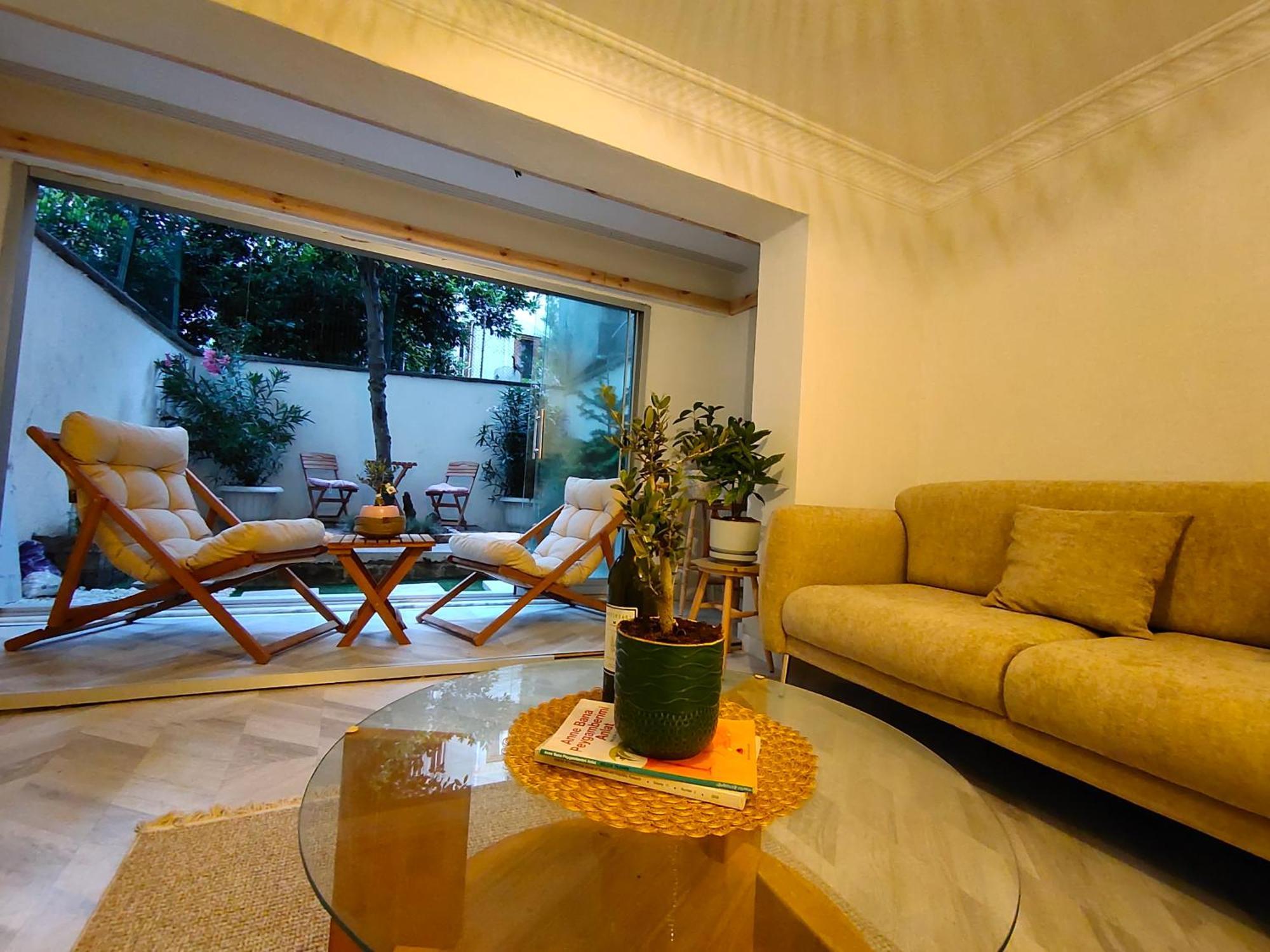 Apartment 2br And 2bath Garden Pat Near To Nisantasi And Taksim #1 Istanbul