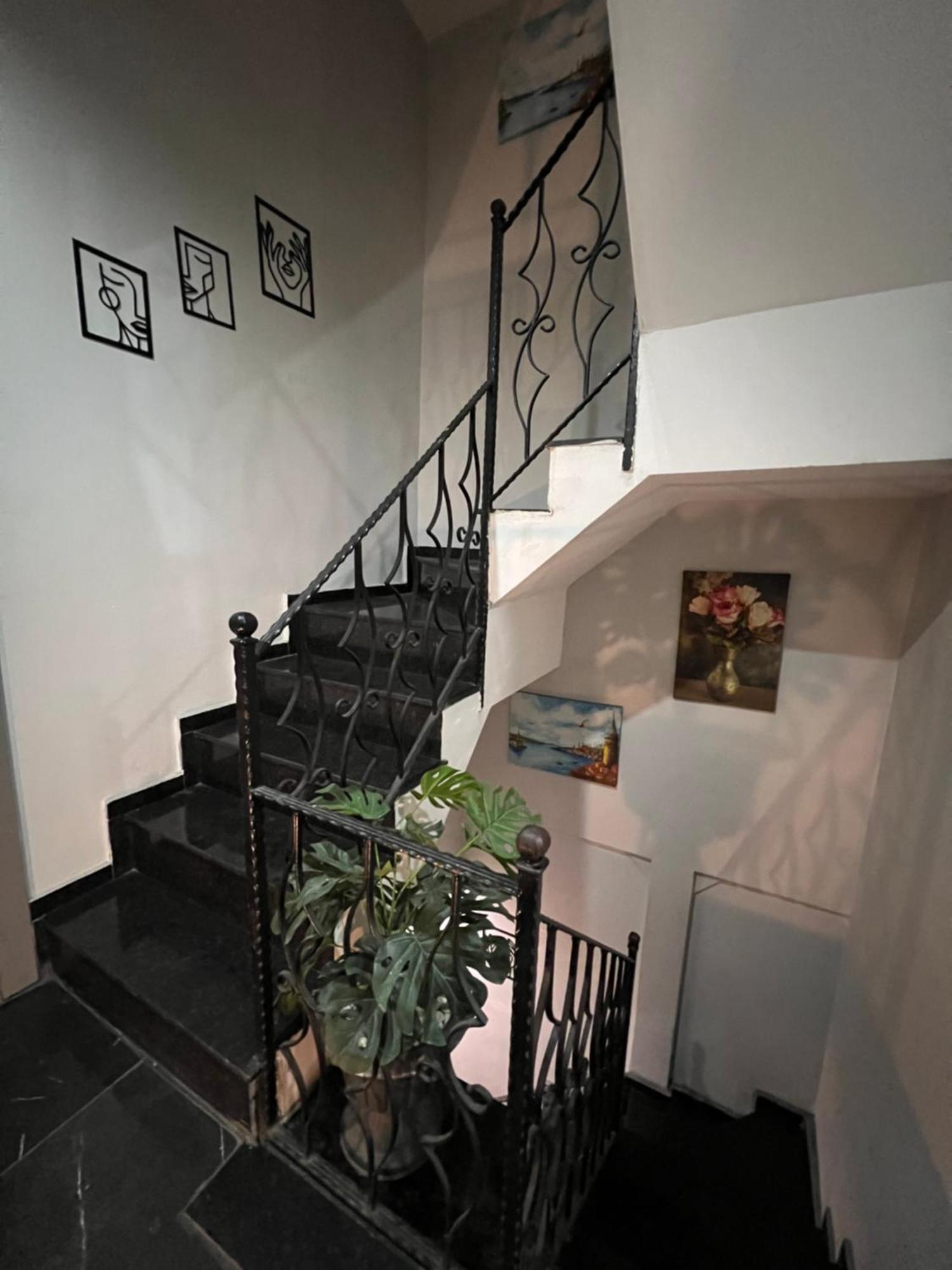 Taksim Larissa 2* Istanbul