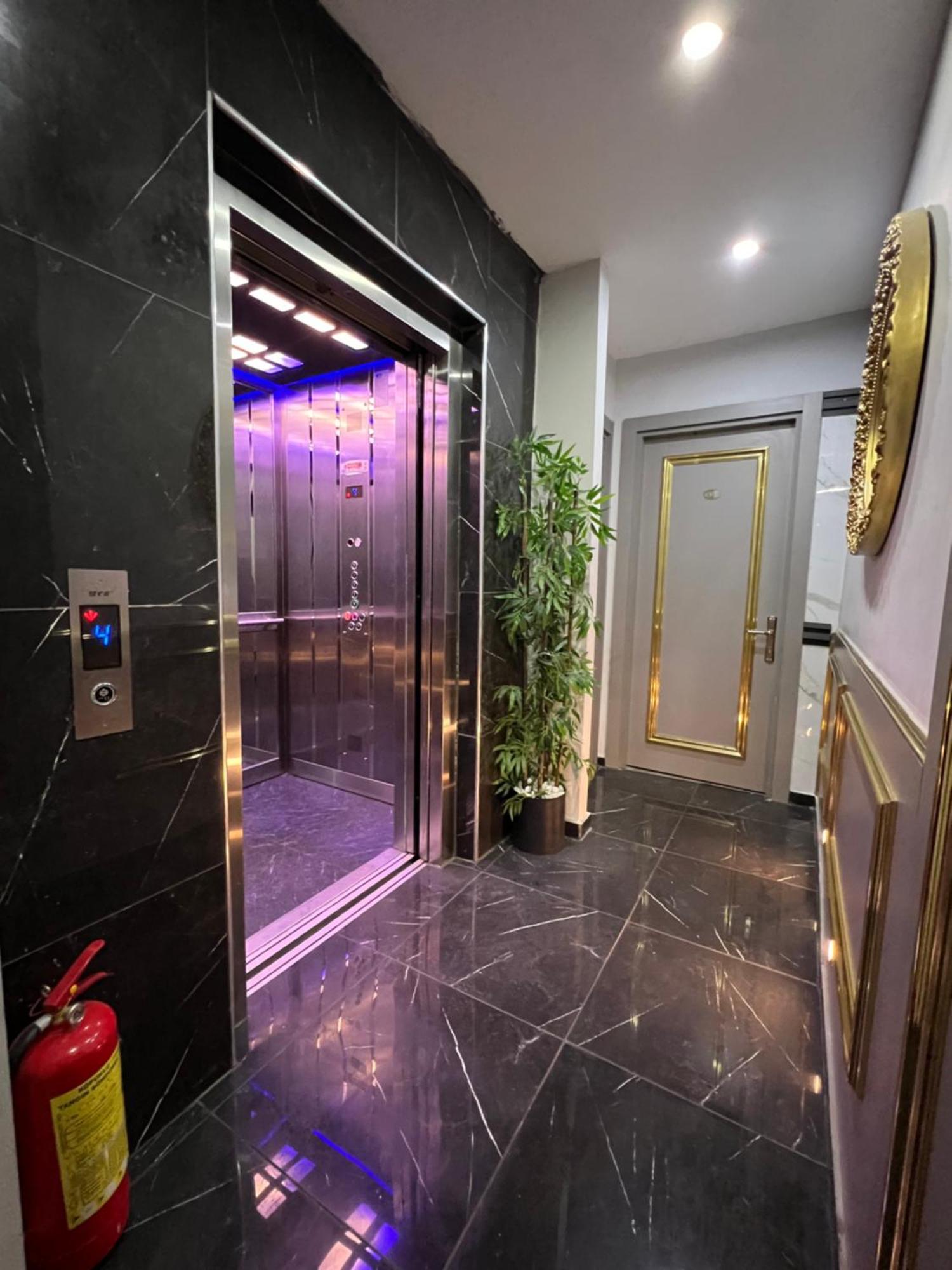 Taksim Larissa Aparthotel 2*