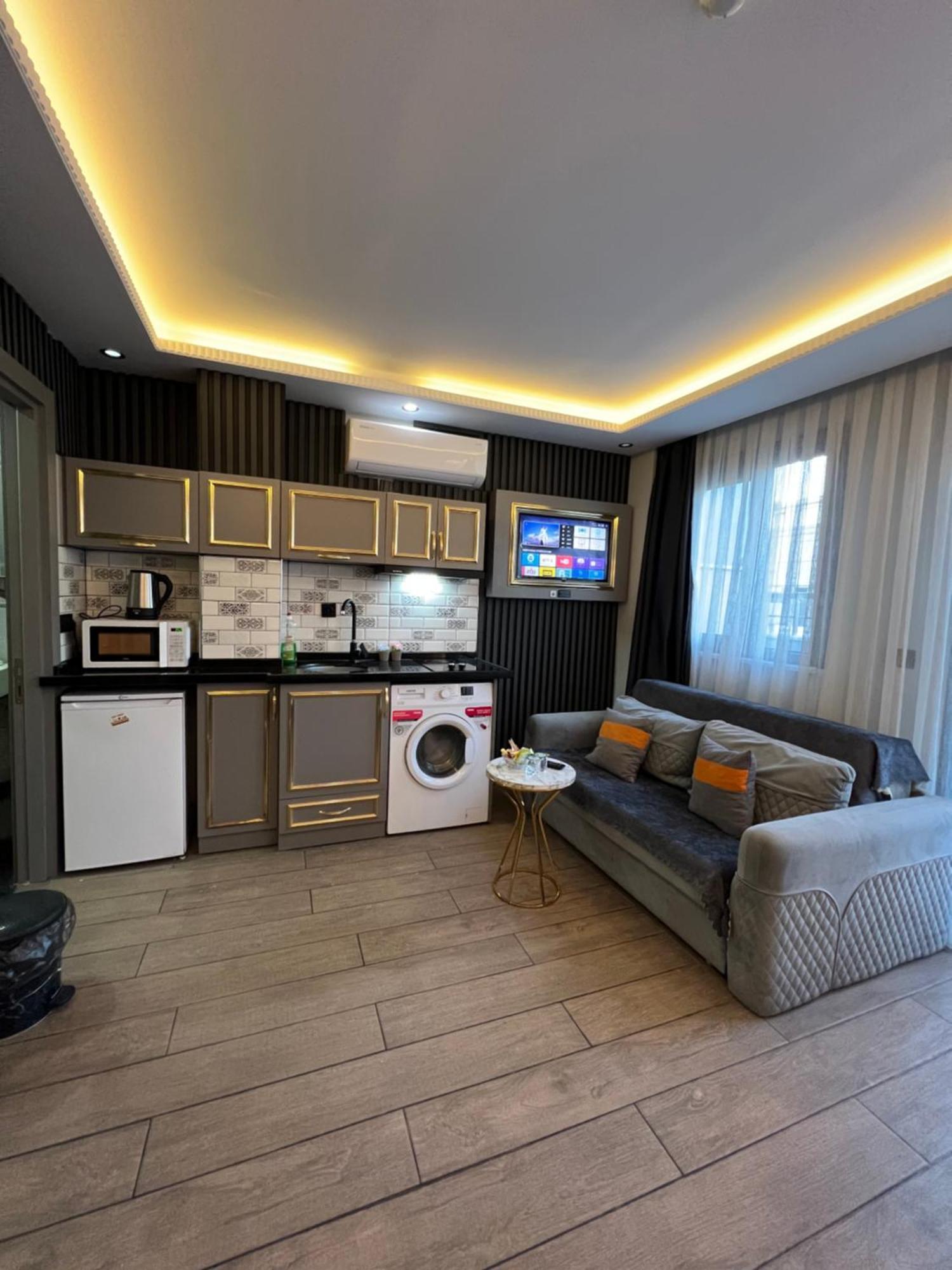 Apart Otel Taksim Larissa 2*