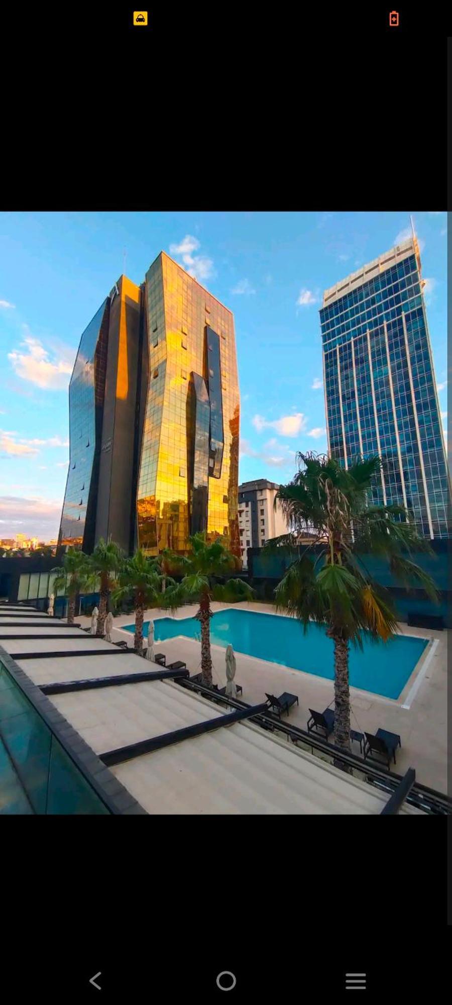 With Incredible View Of The Sea Near Metro Station Apartment