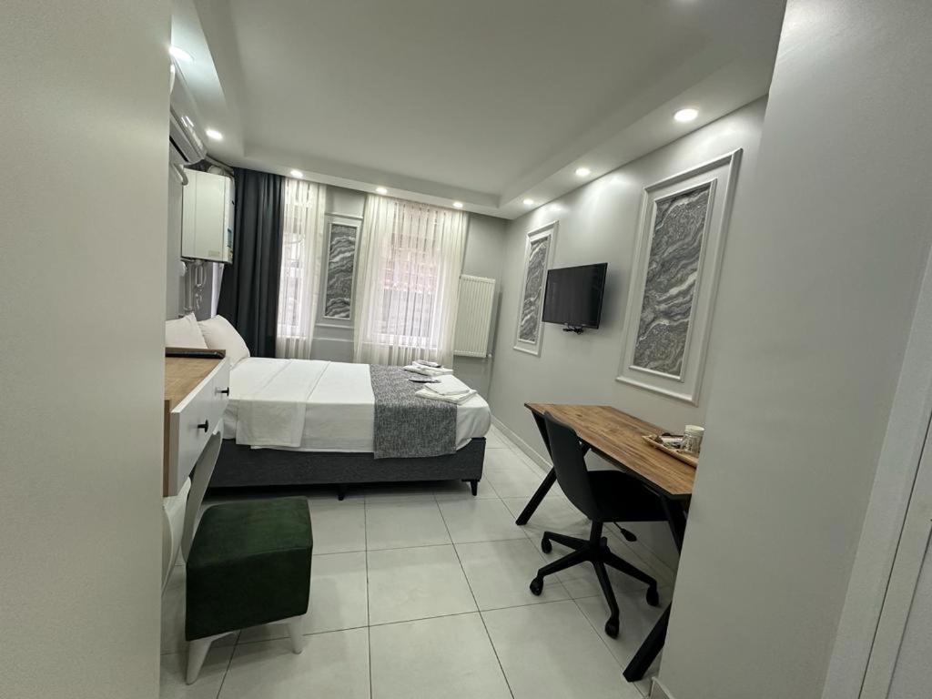 Hotel Joe Black