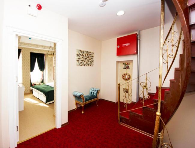 Ottoman Tulip Hotel 5*