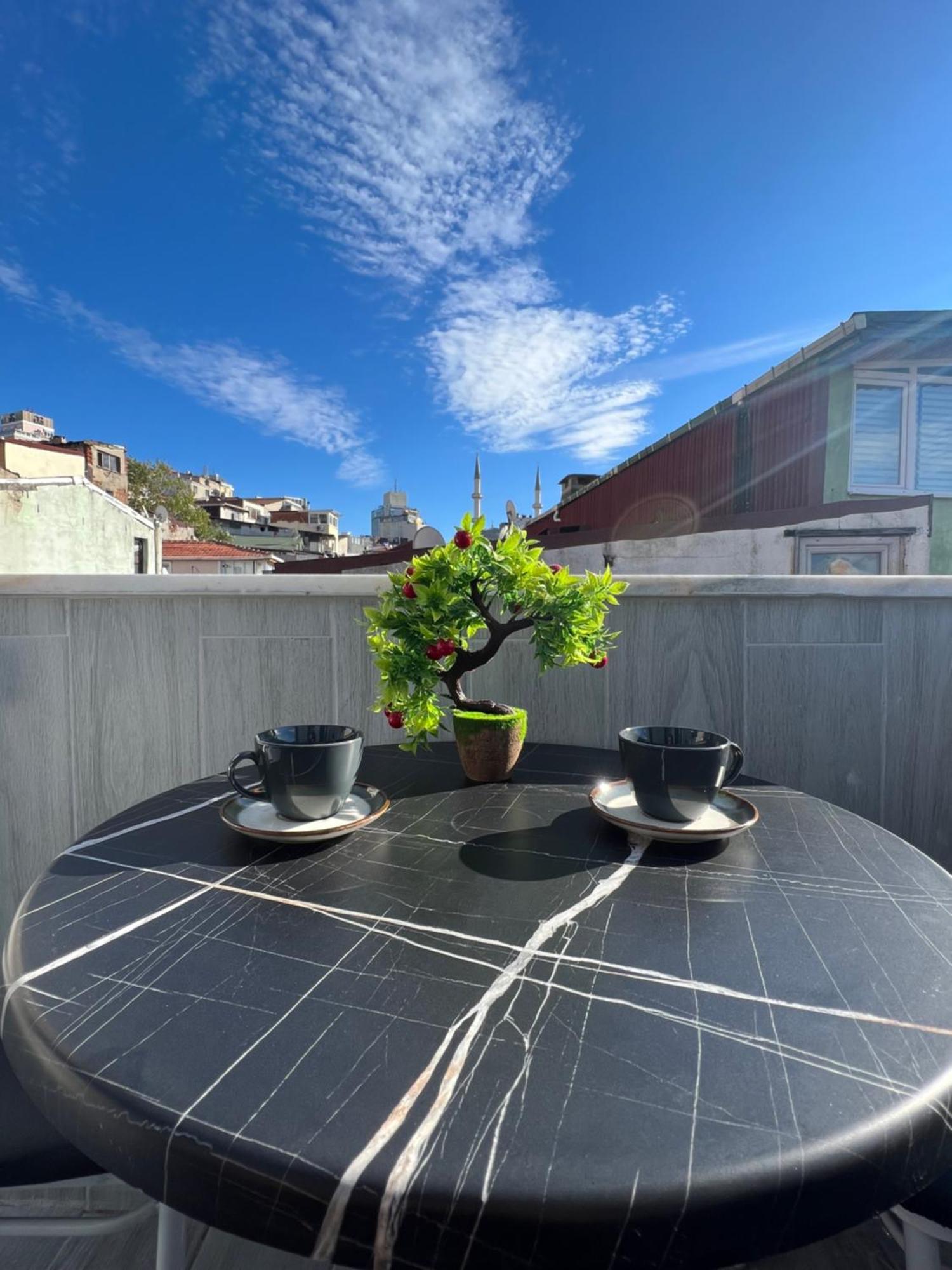 Taksim Larissa Aparthotel *