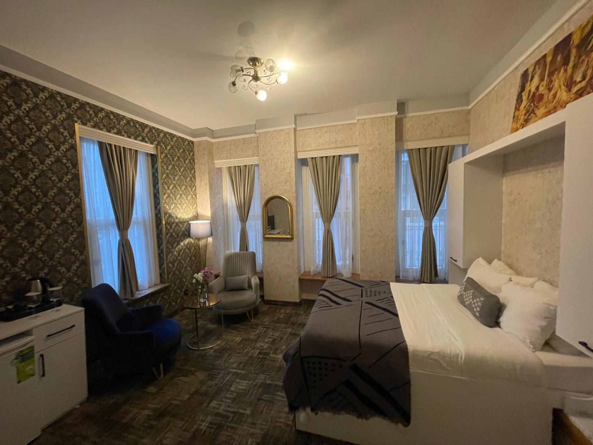 Aparthotel Es Moda Istanbul