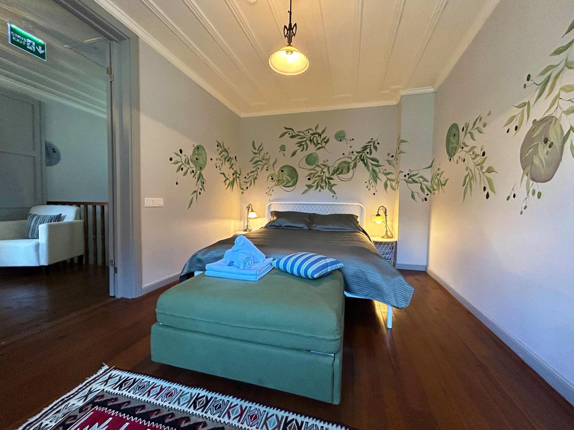 Hotel Tilas - In 19th Century Wooden Townhouse,kadikoy Istanbul