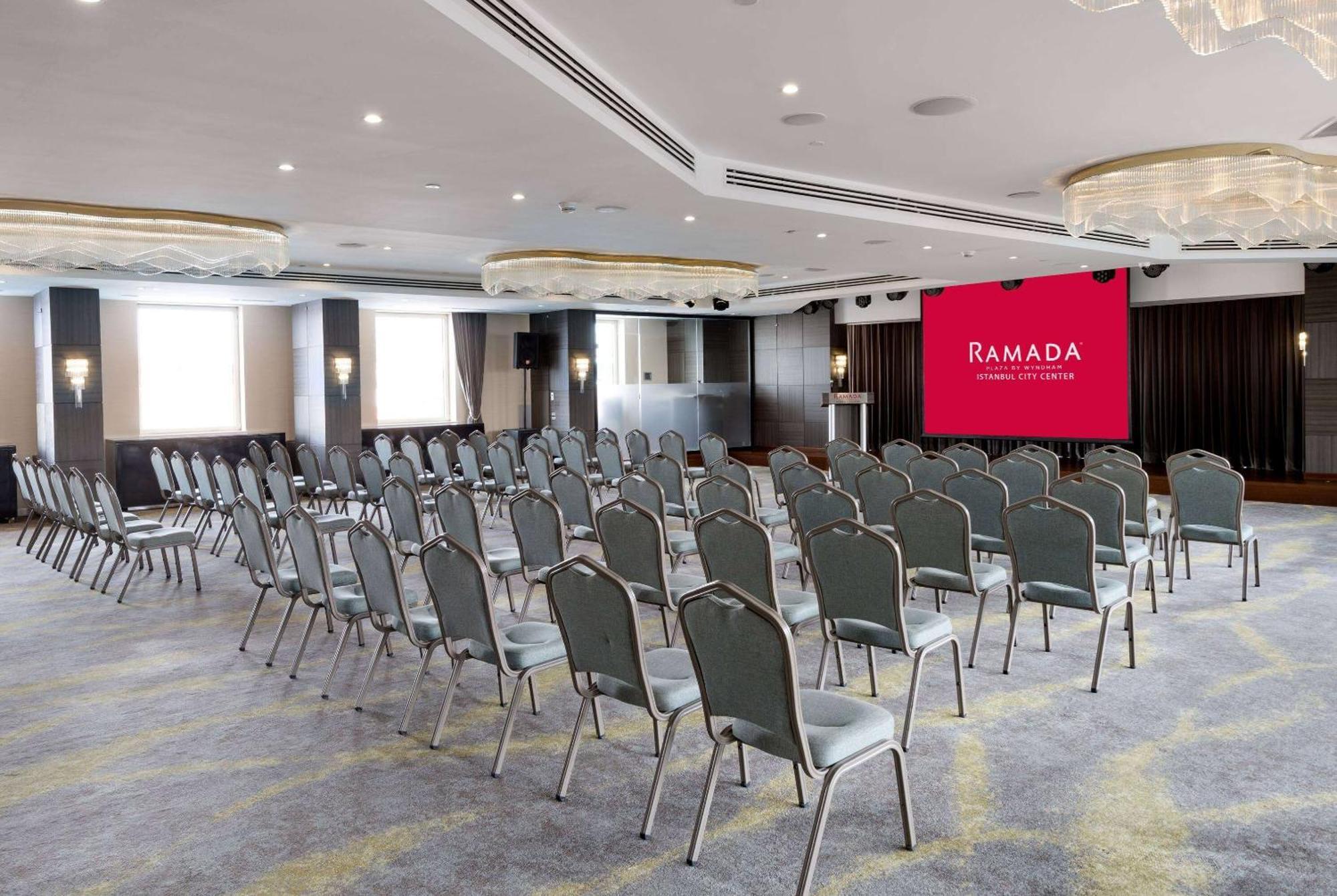 Ramada Plaza By Wyndham Center (adults Only) Istambul