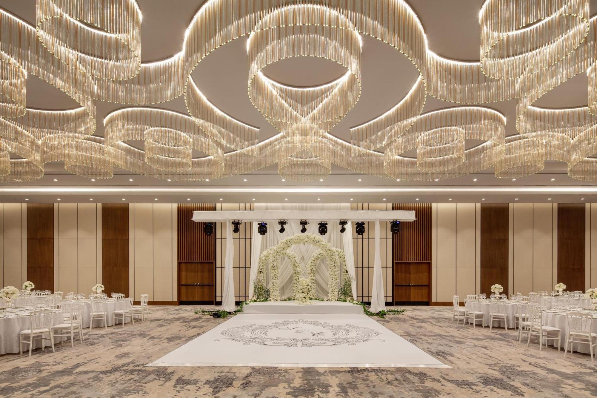 Sheraton Esenyurt Otel 5*