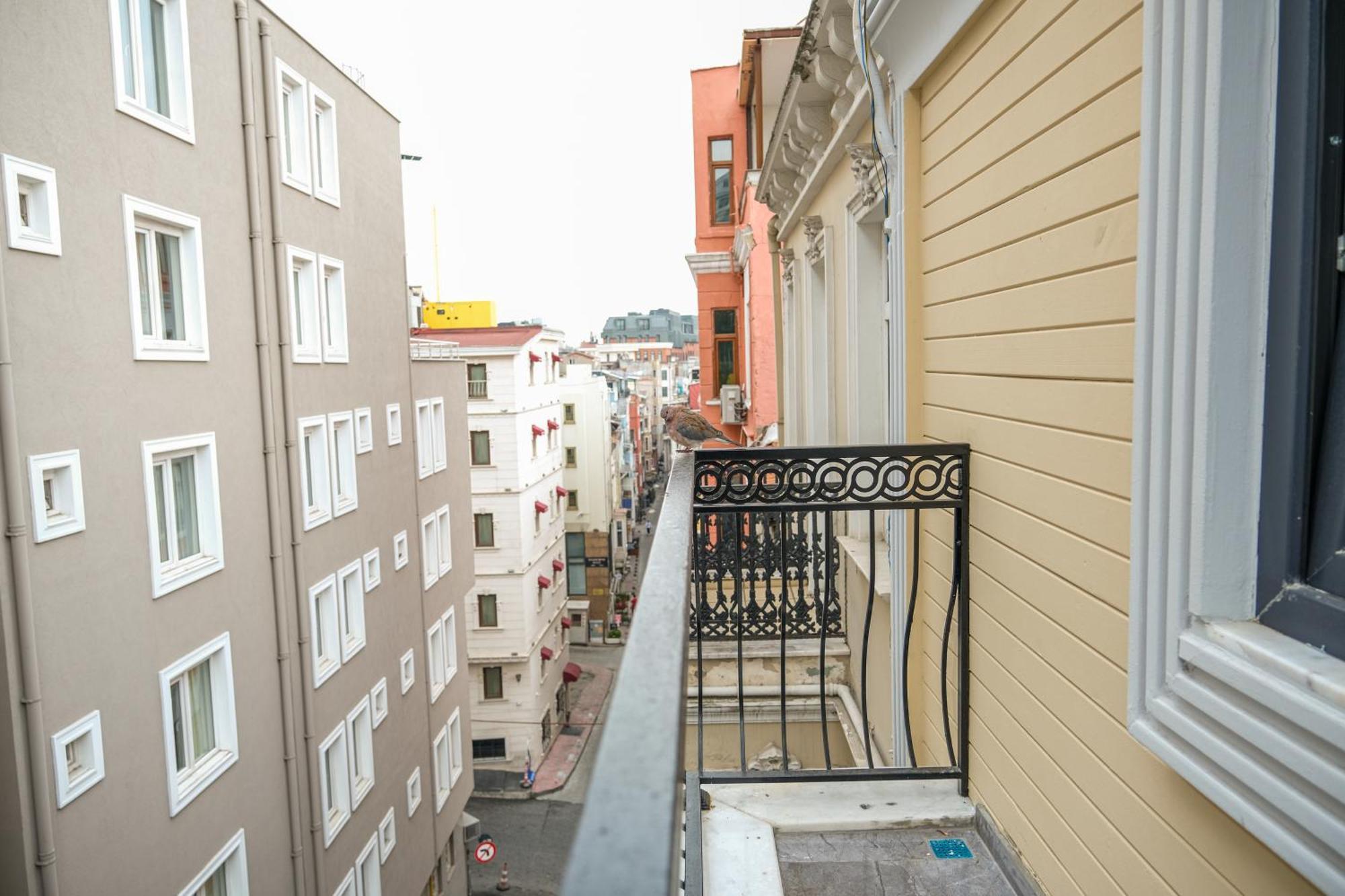 Yellow Mansion Apart Otel İstanbul