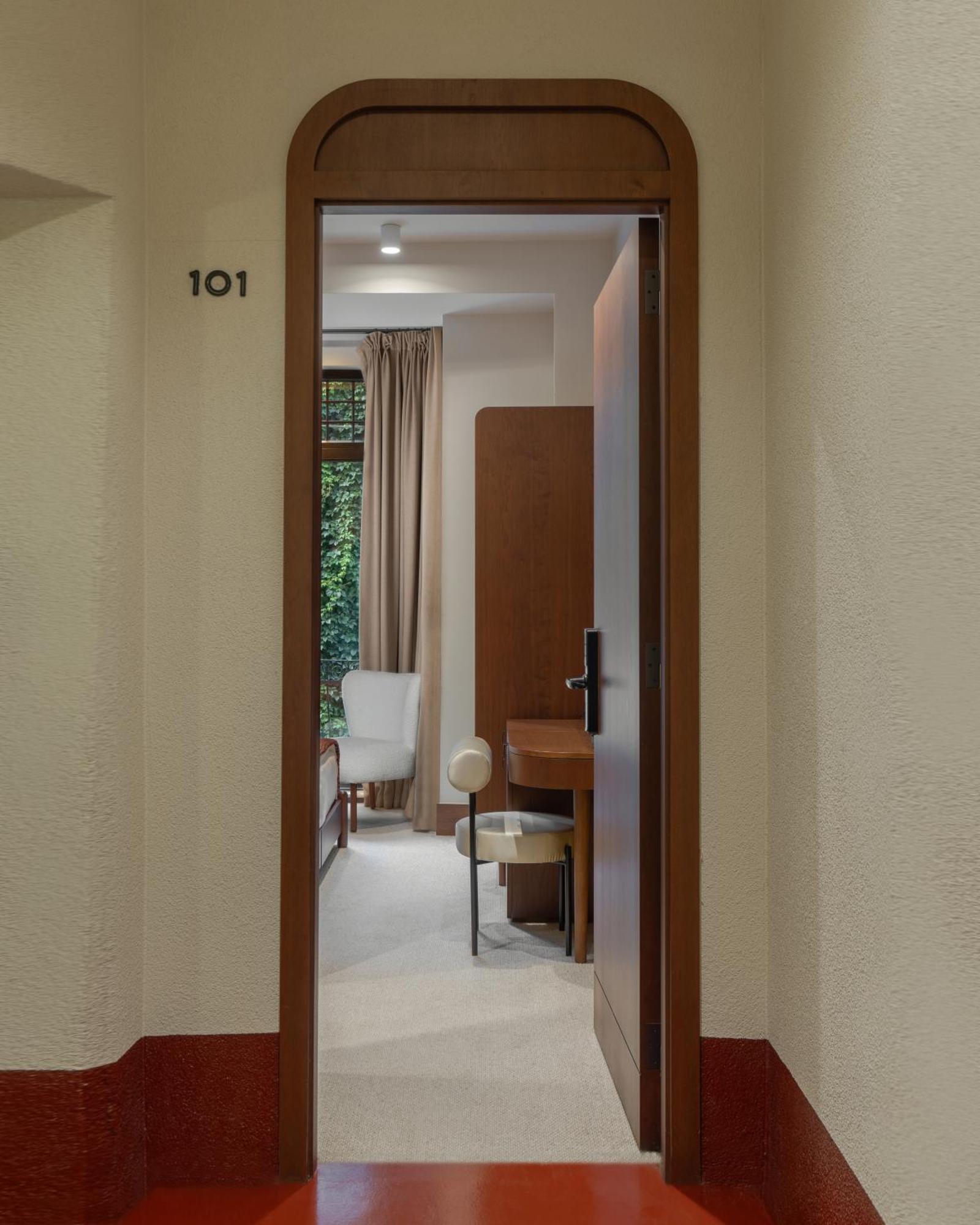 Gentletom Hotel
