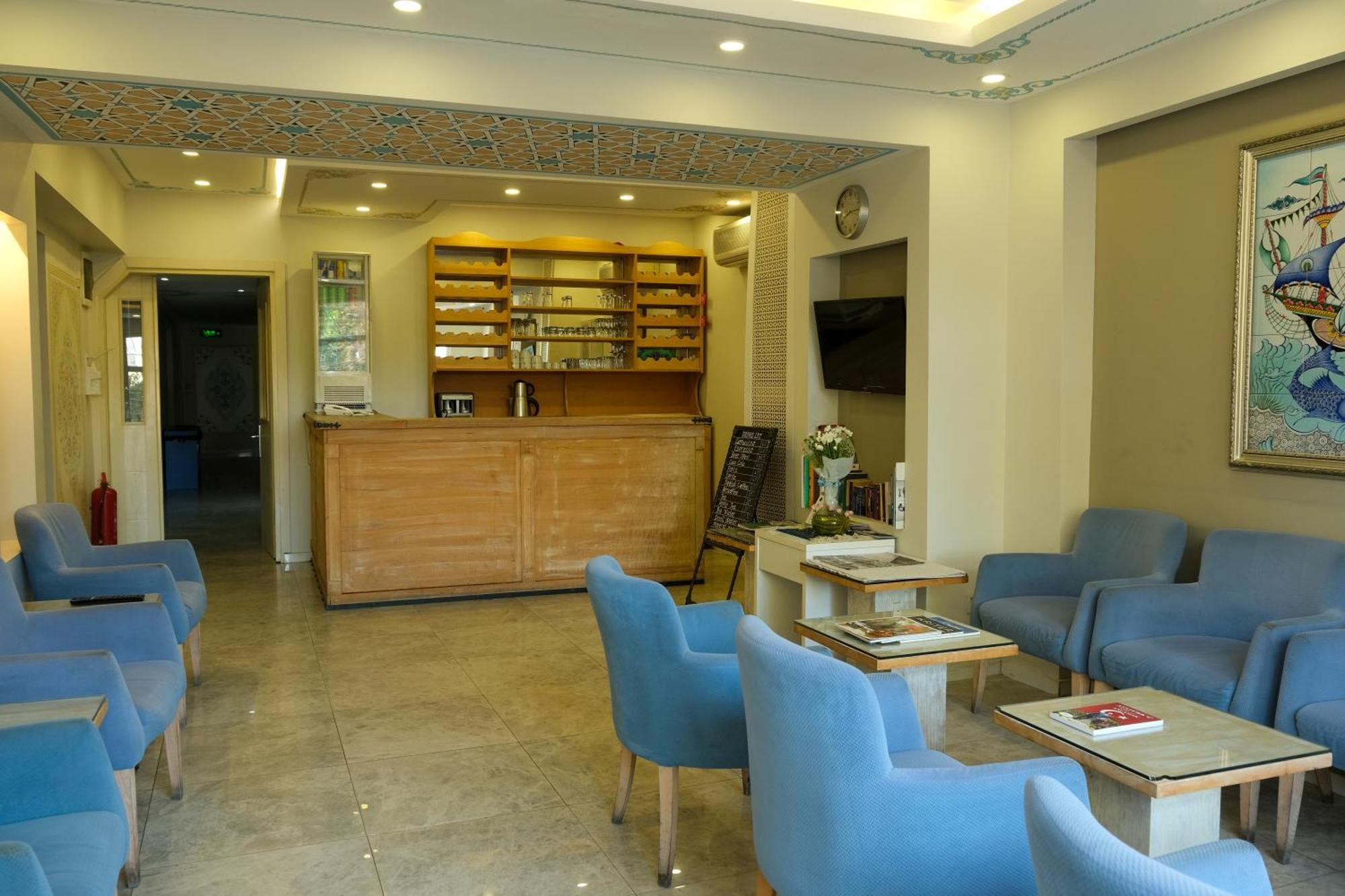 Star Hotel