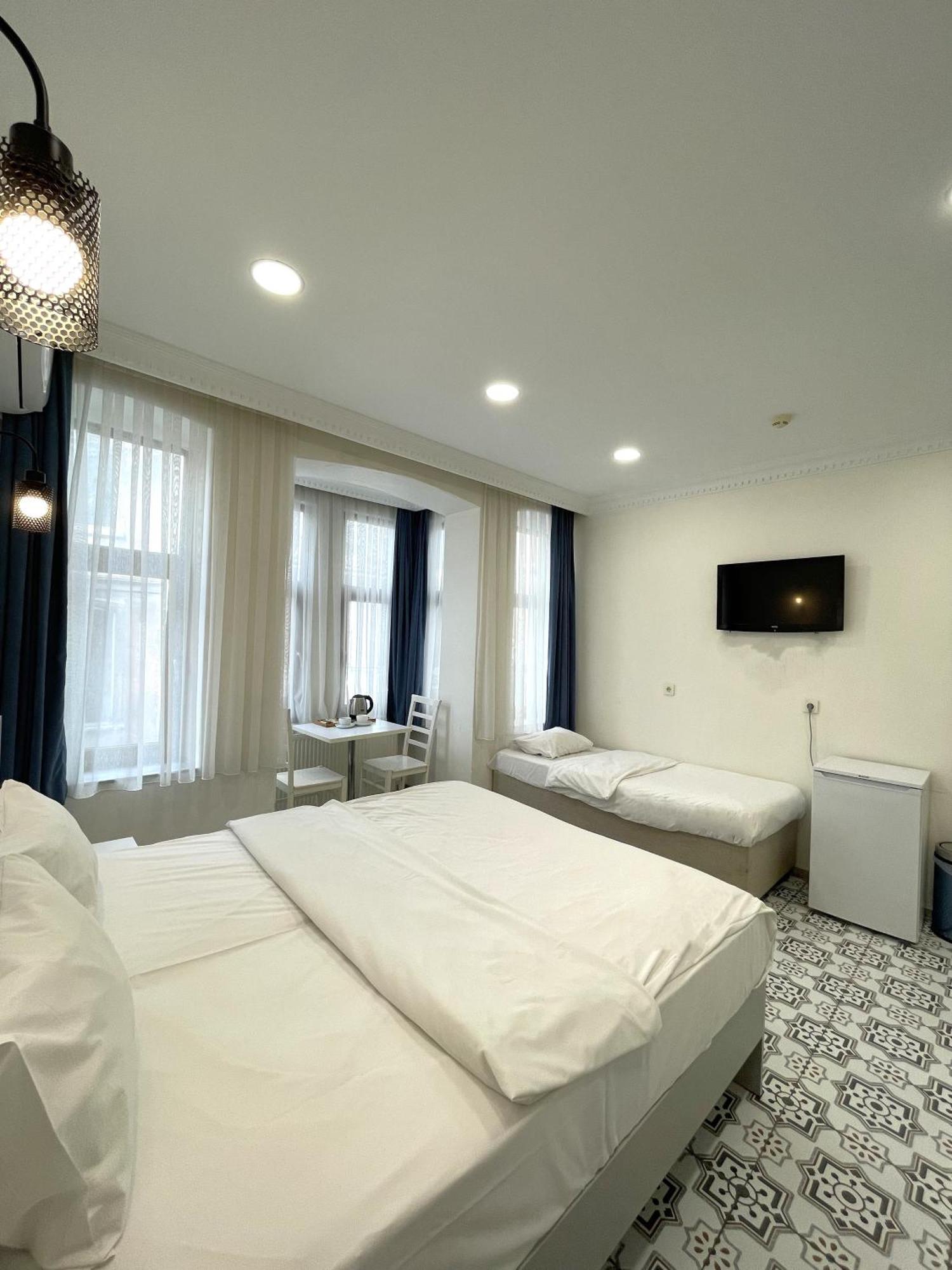 Royal Pera Taksim 3*