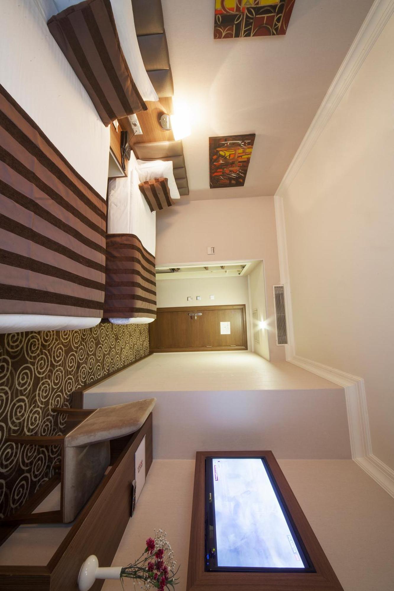 Hotel Delta & Old 3*