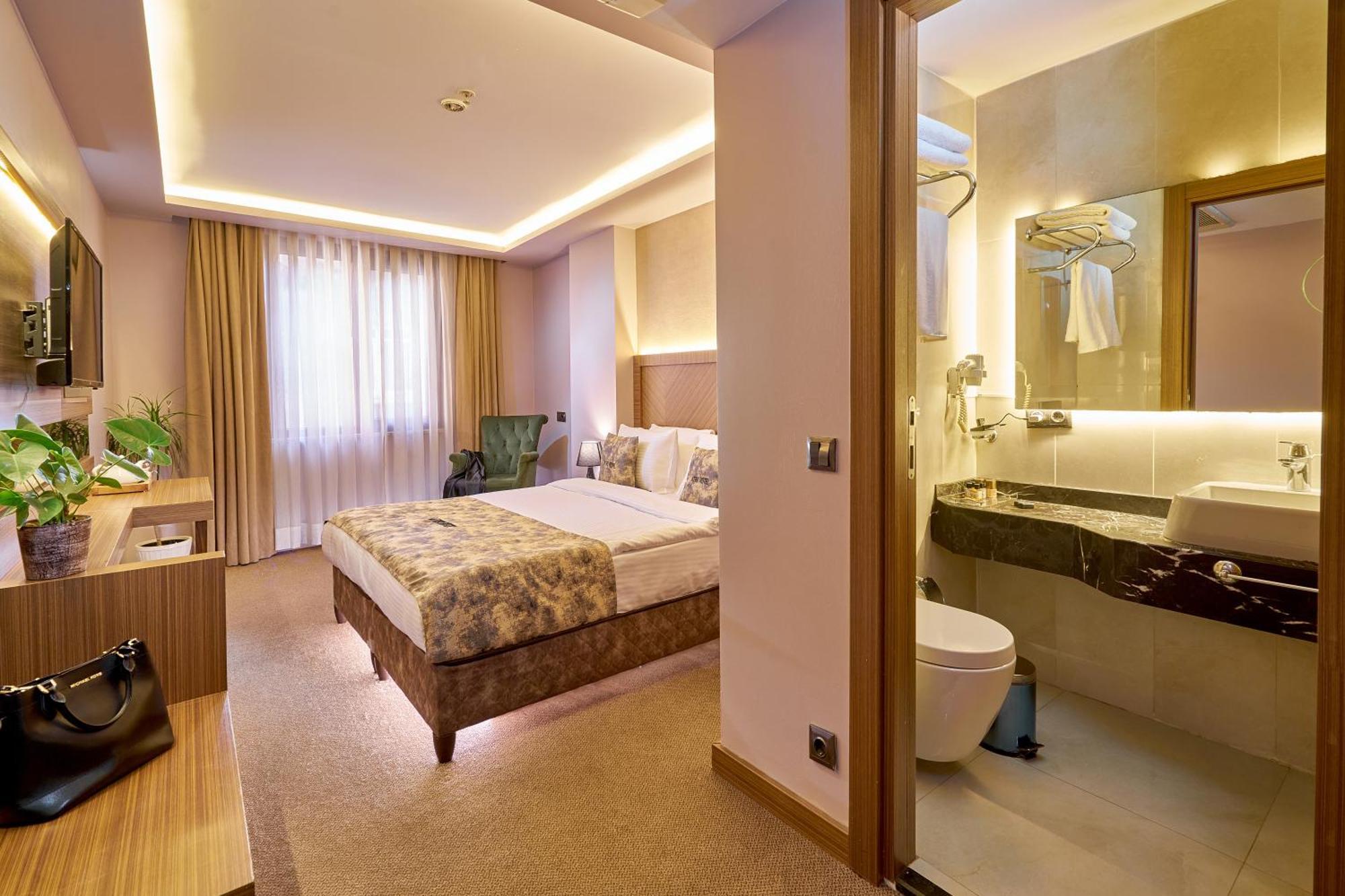 Atro Istambul