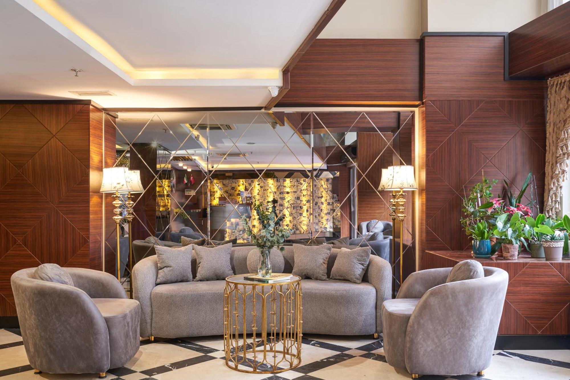 Hotel Atro