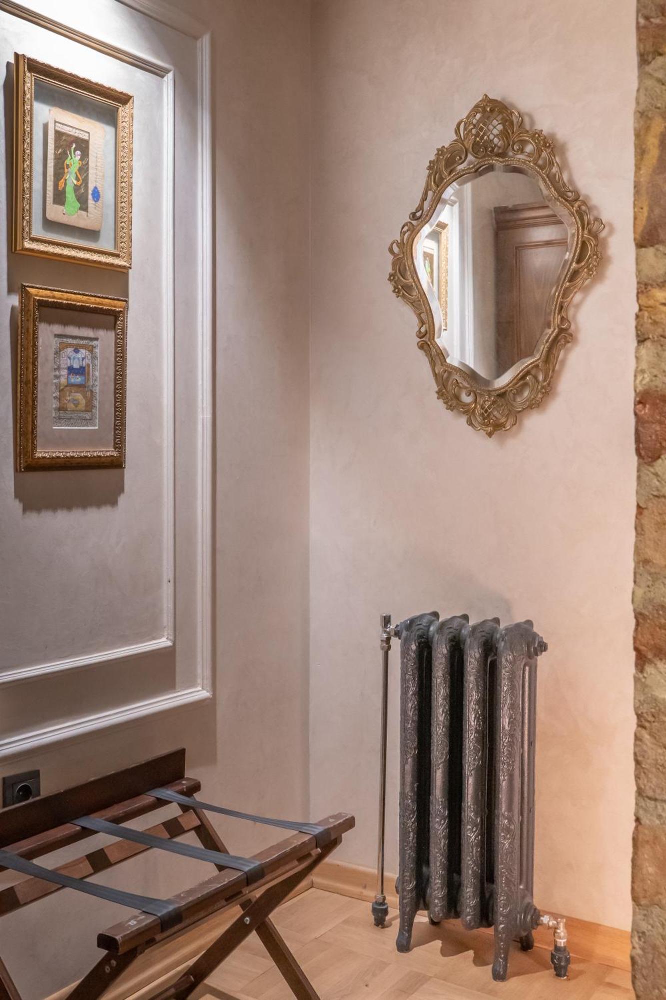 Hotel Niles 3*