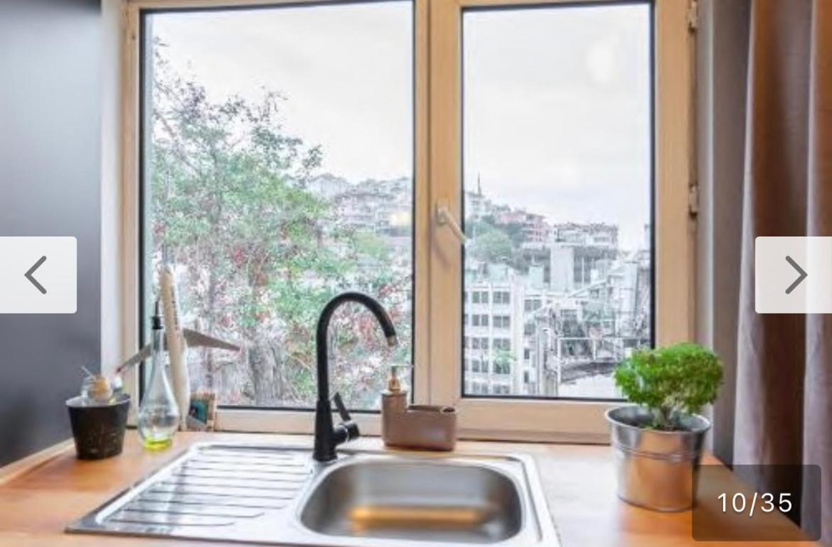 Cihangir, Taksim, Bosphorus View Apartment *