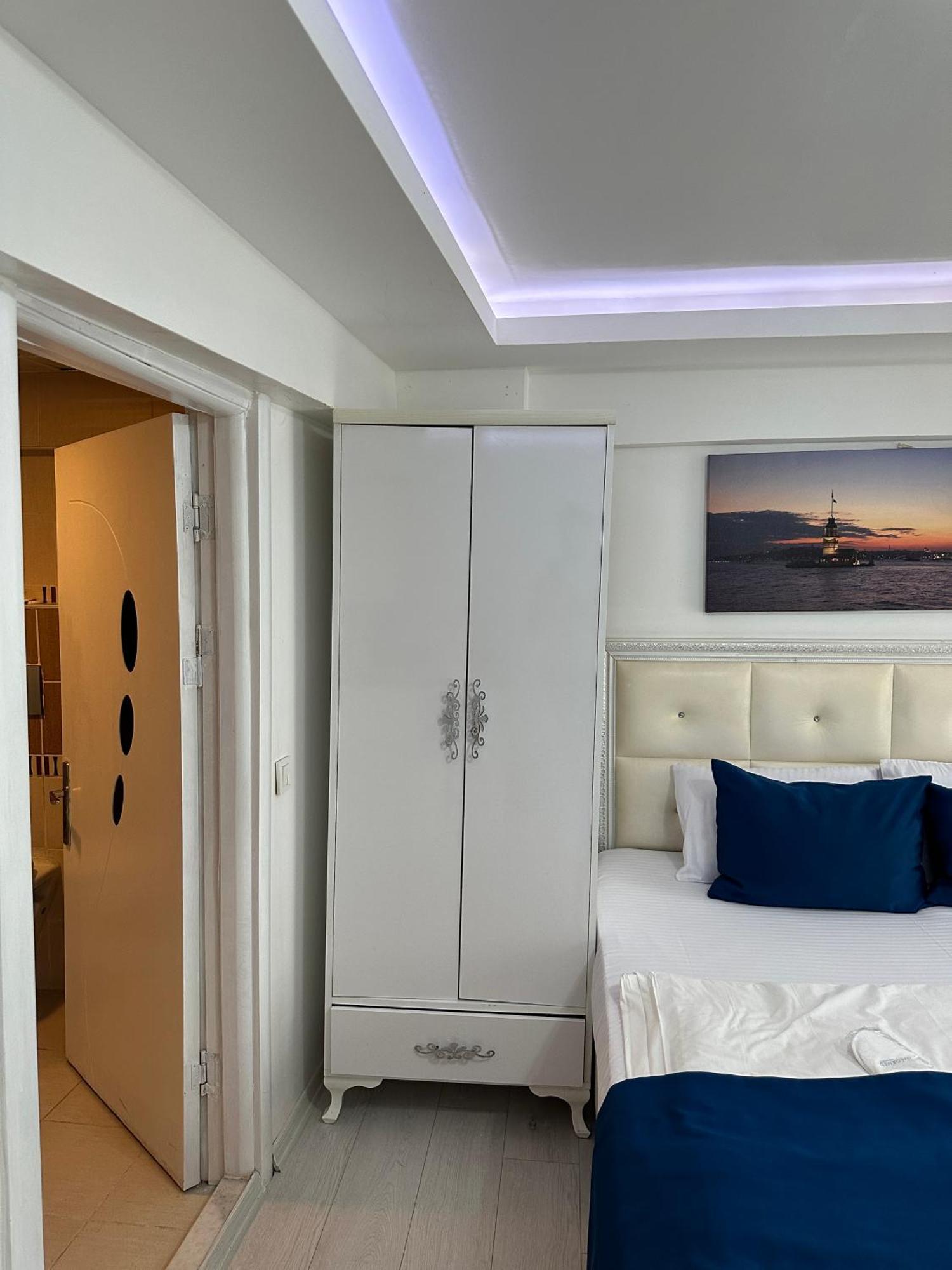 Taksim Istiklal Otel 3*